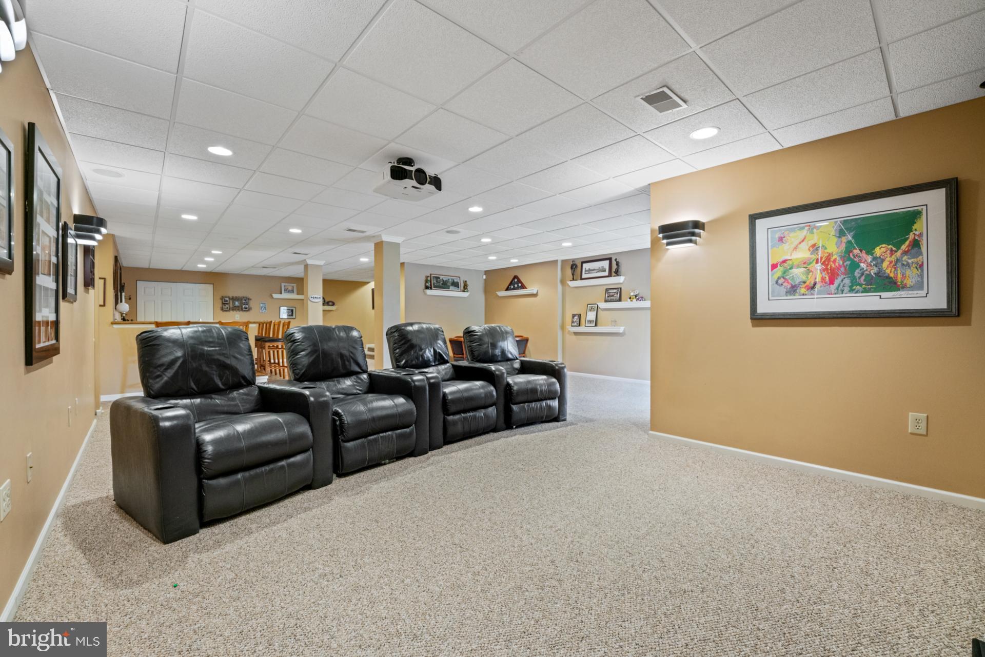 COUNTRY RIDGE - Residential