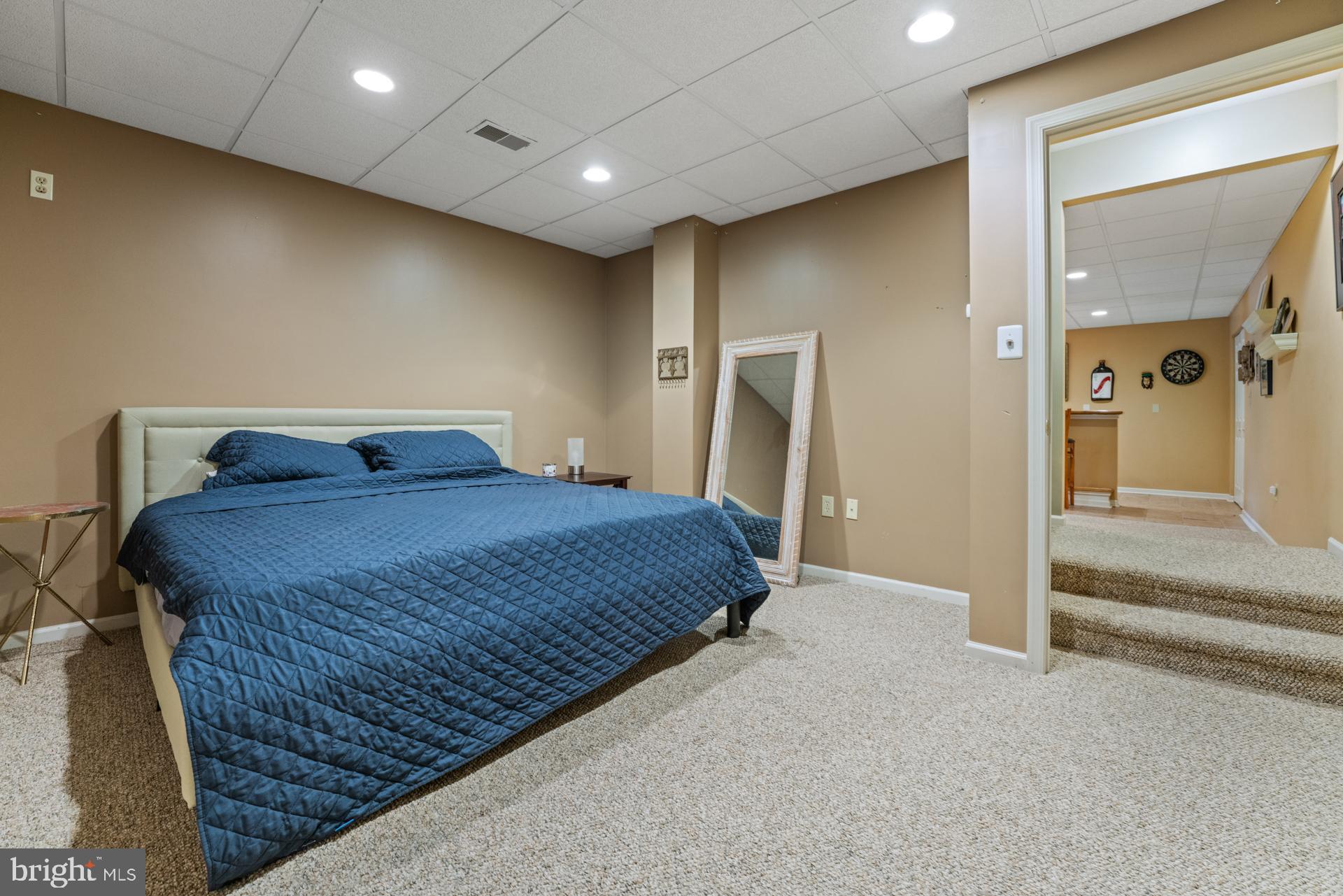 COUNTRY RIDGE - Residential