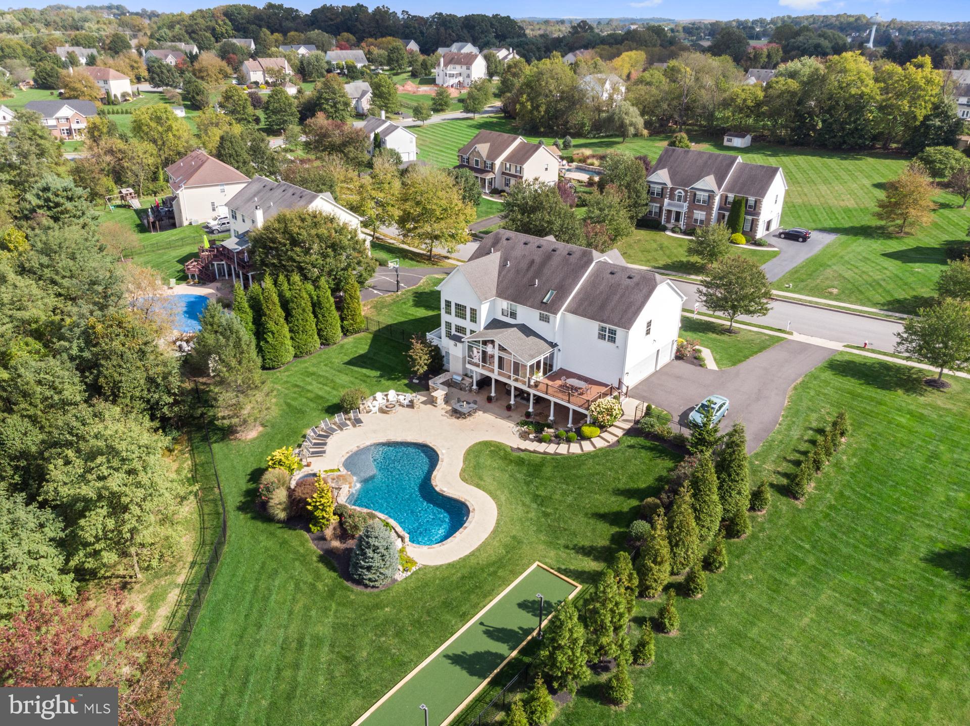 COUNTRY RIDGE - Residential