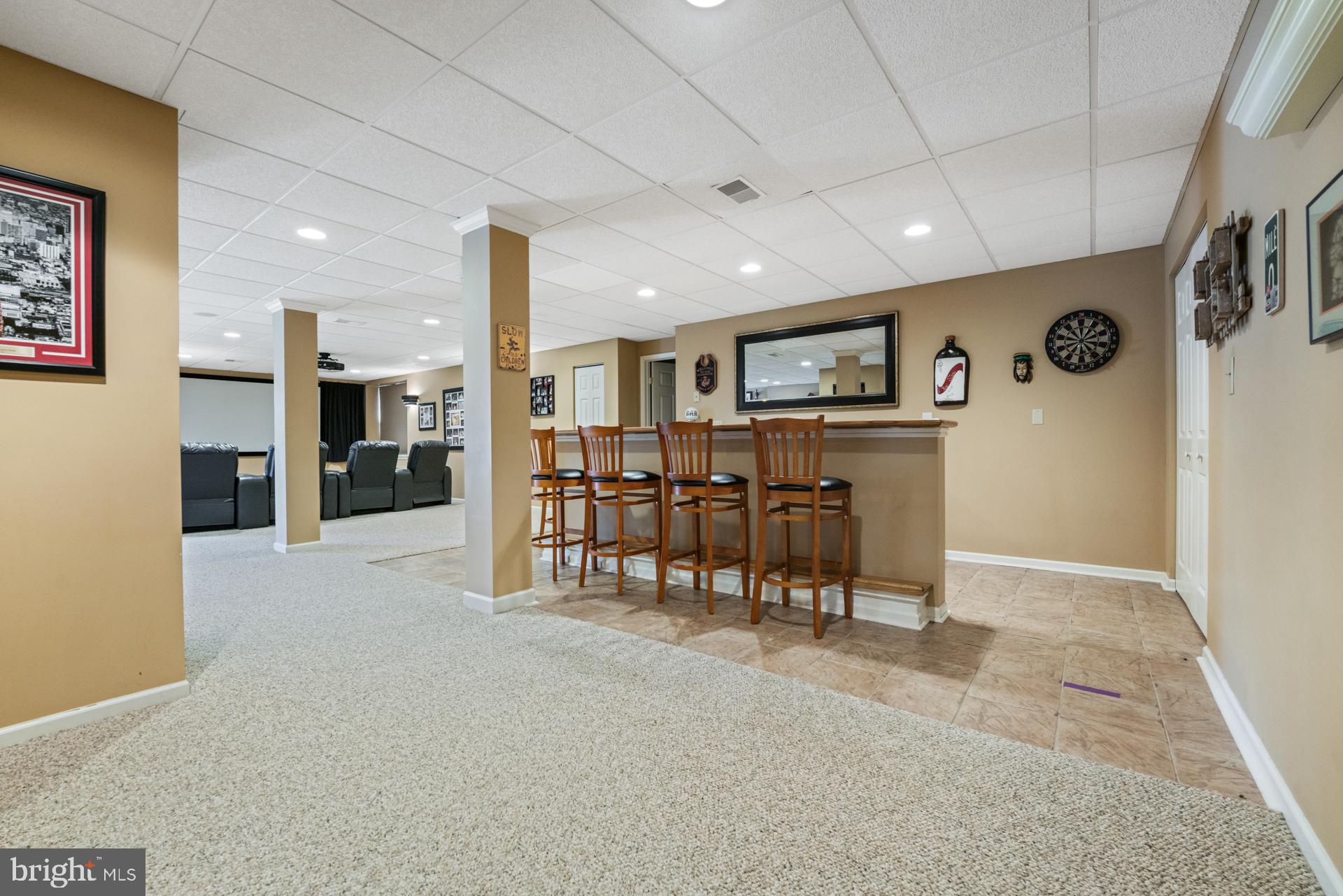 COUNTRY RIDGE - Residential