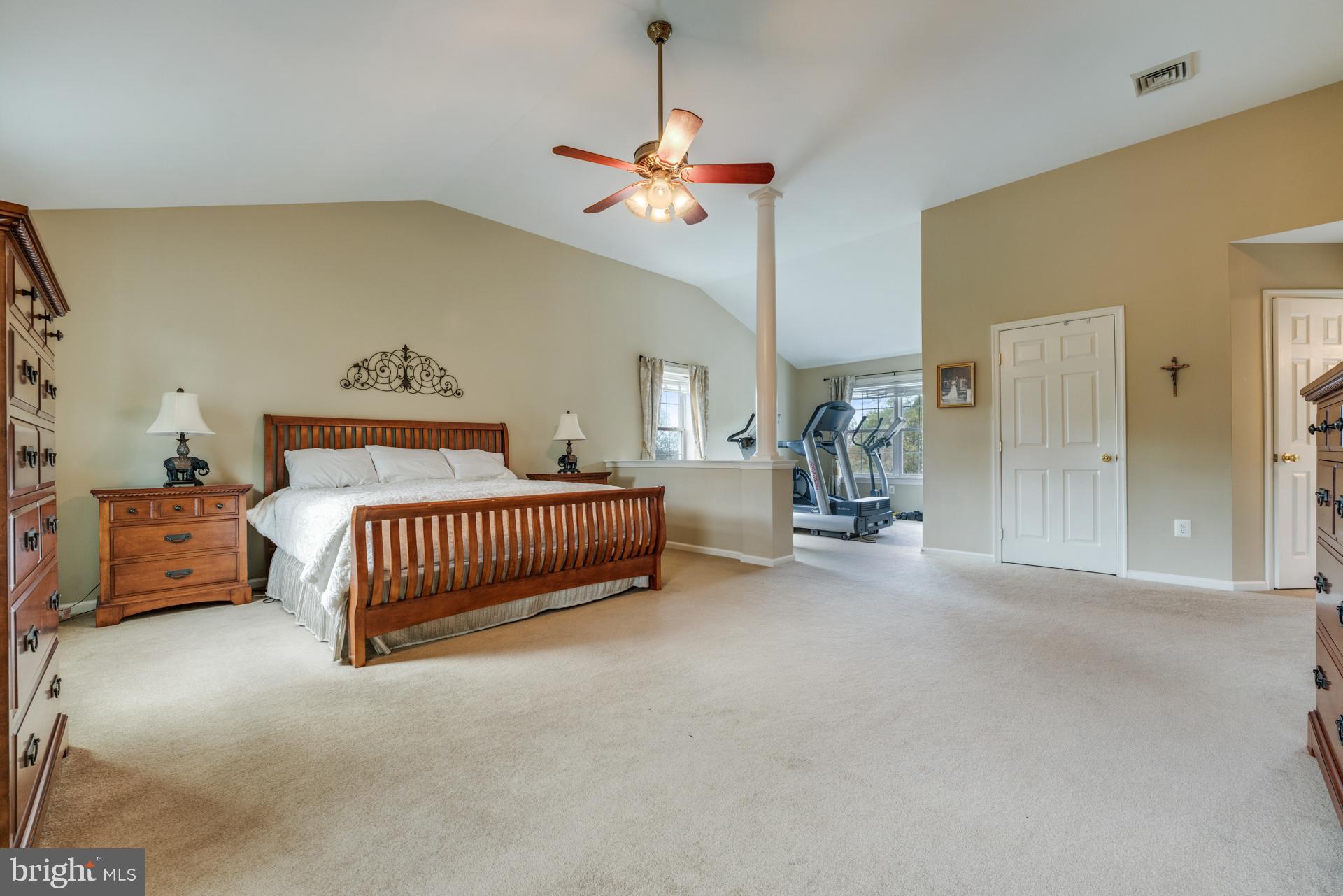 COUNTRY RIDGE - Residential