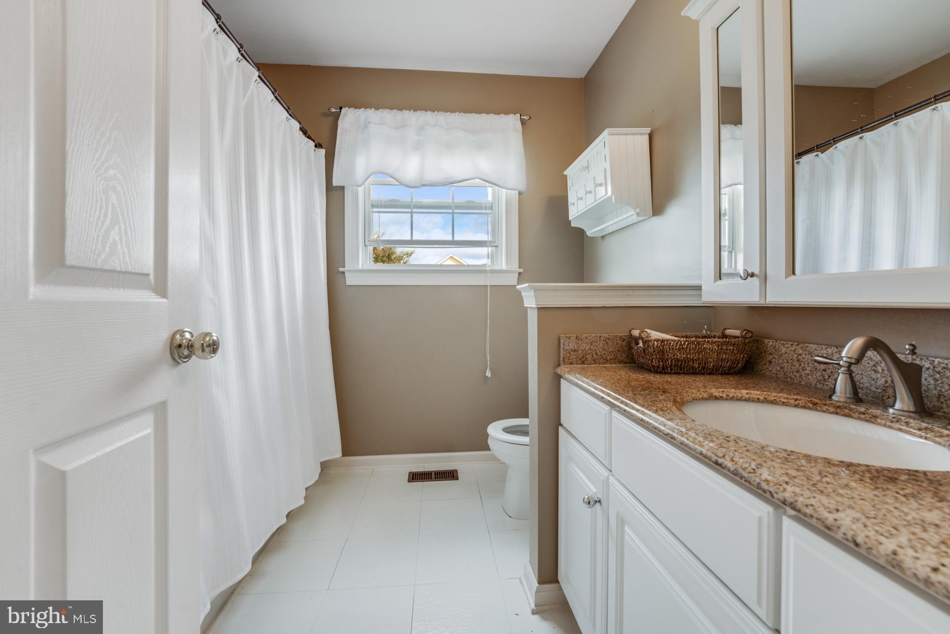COUNTRY RIDGE - Residential