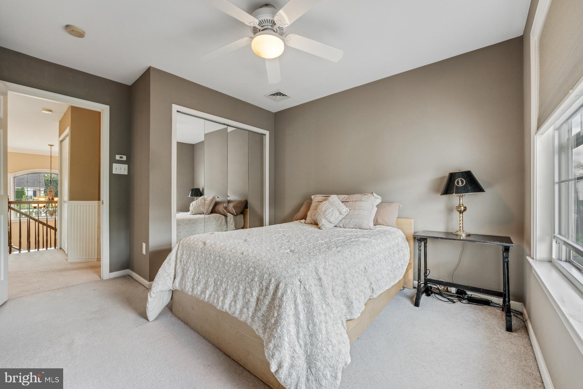 COUNTRY RIDGE - Residential