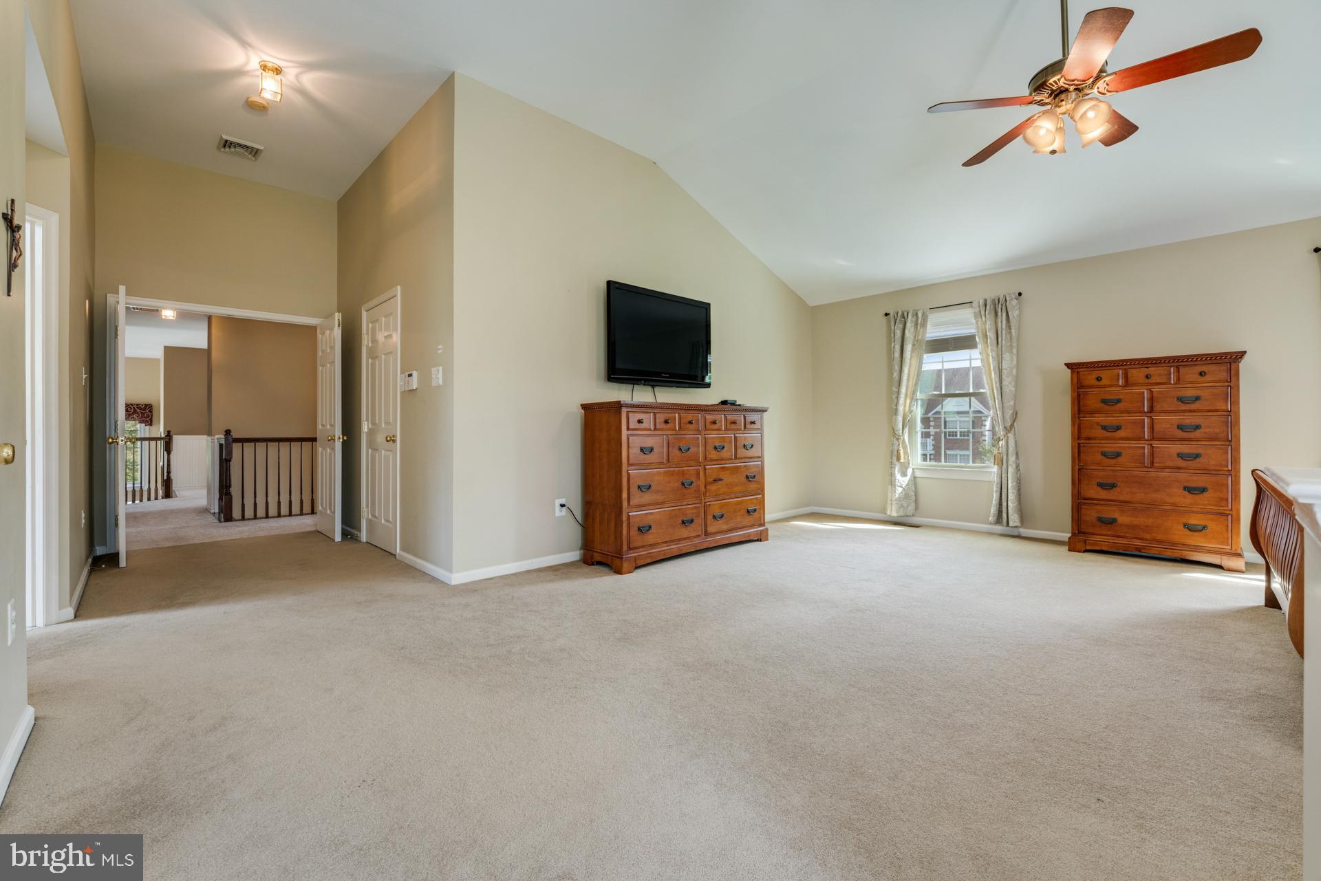 COUNTRY RIDGE - Residential