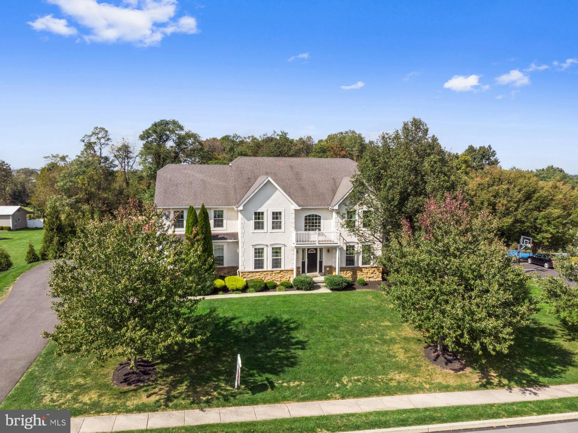 COUNTRY RIDGE - Residential