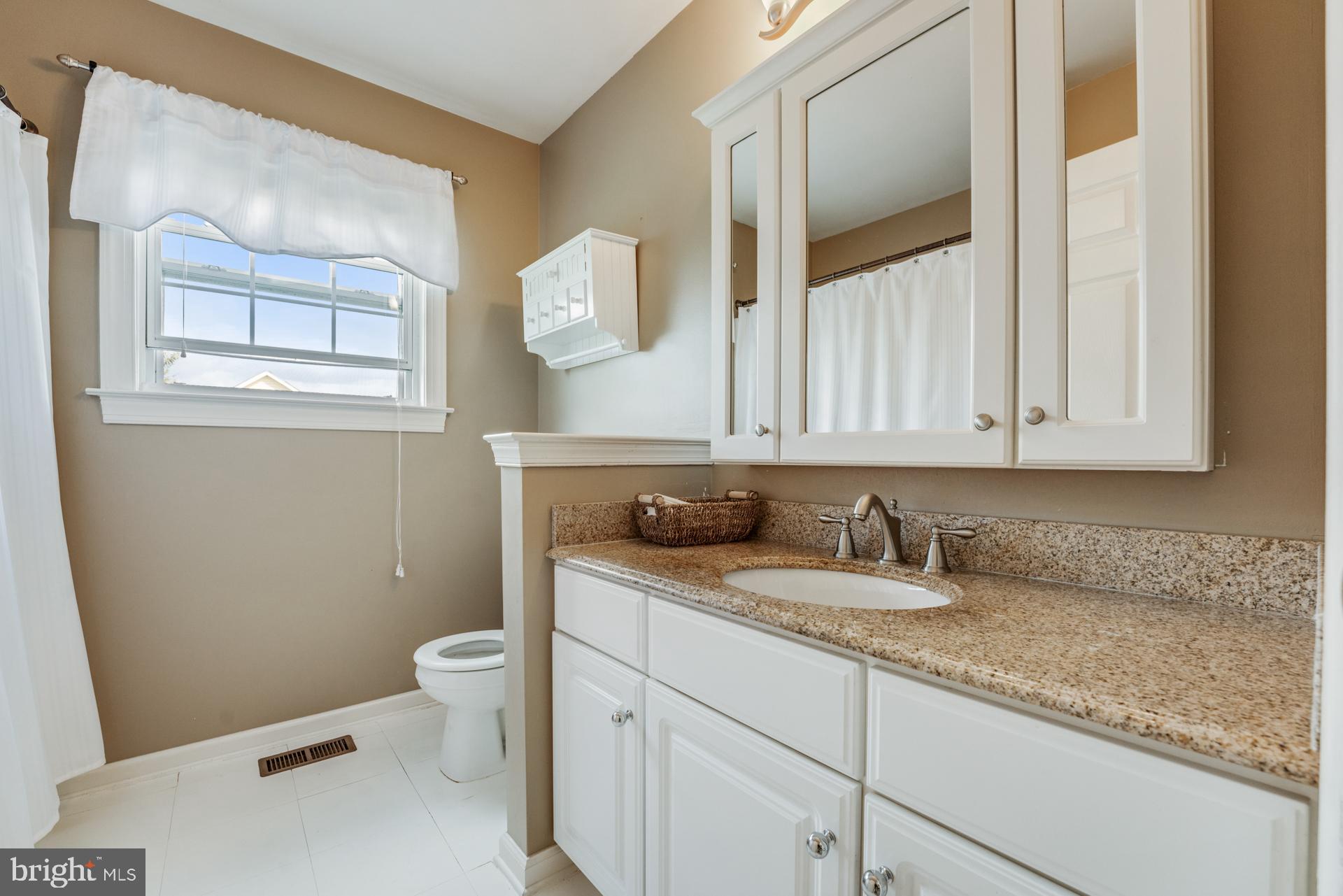 COUNTRY RIDGE - Residential