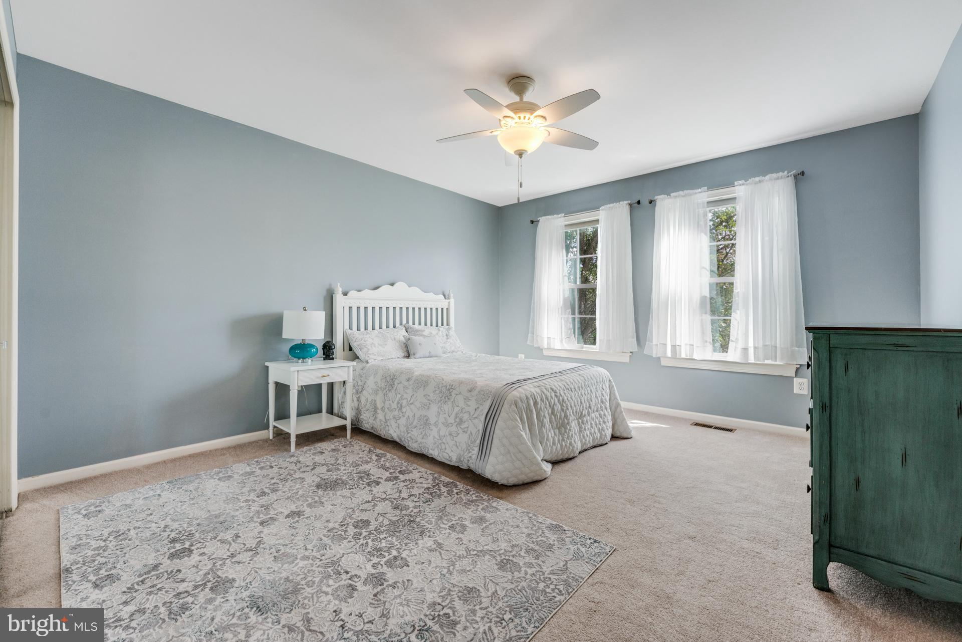 COUNTRY RIDGE - Residential