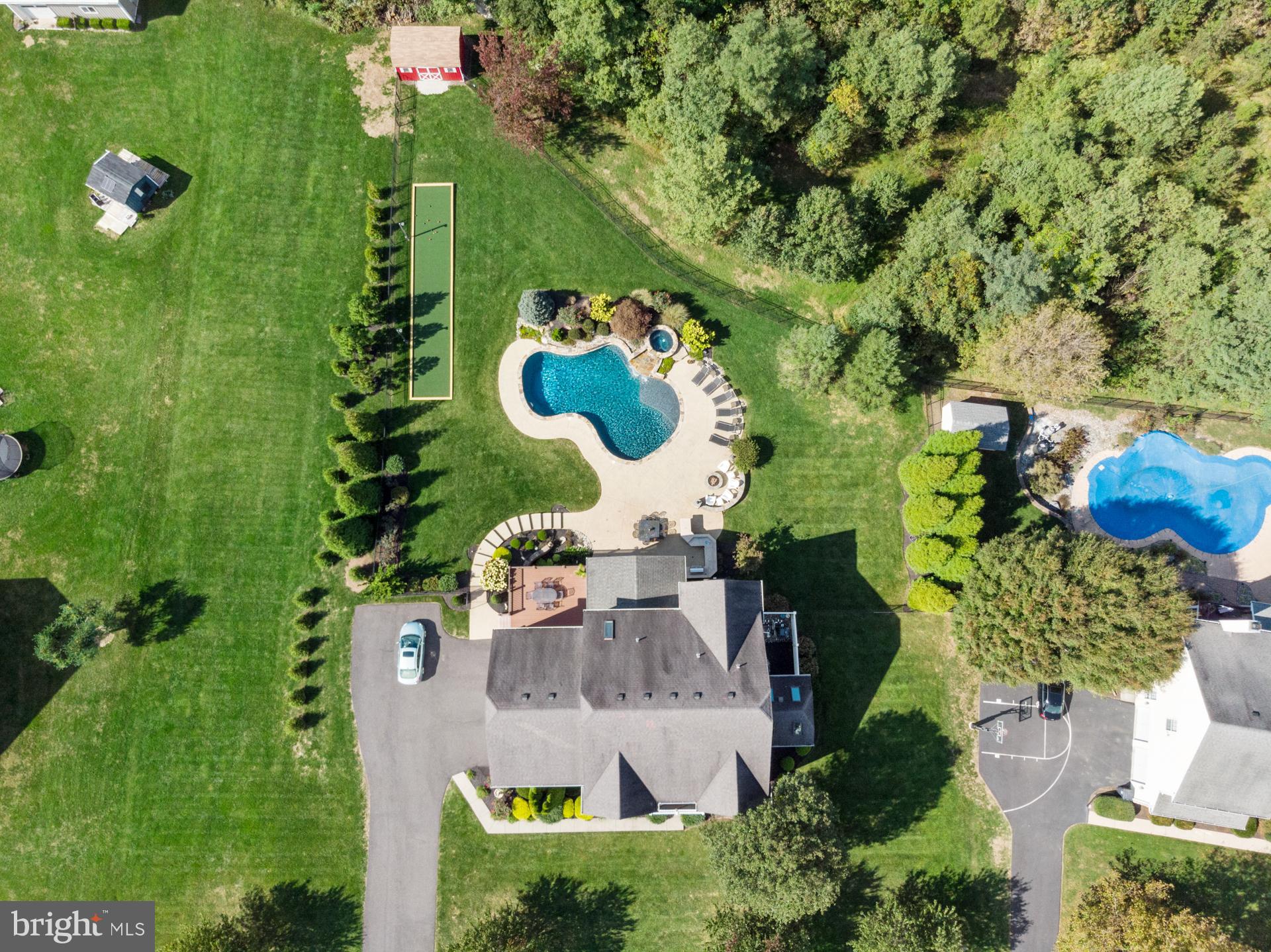 COUNTRY RIDGE - Residential