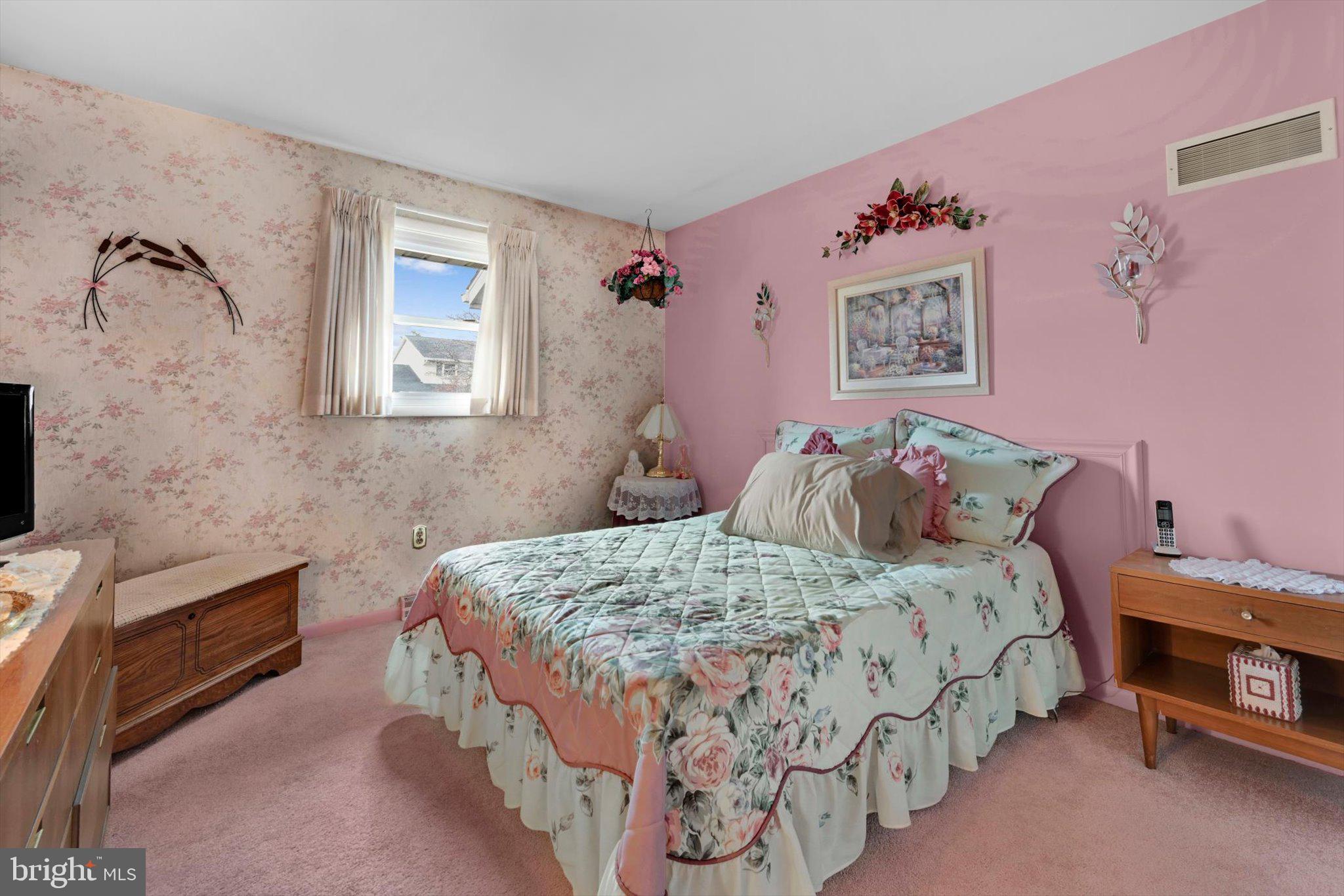 COLONY PARK - Residential