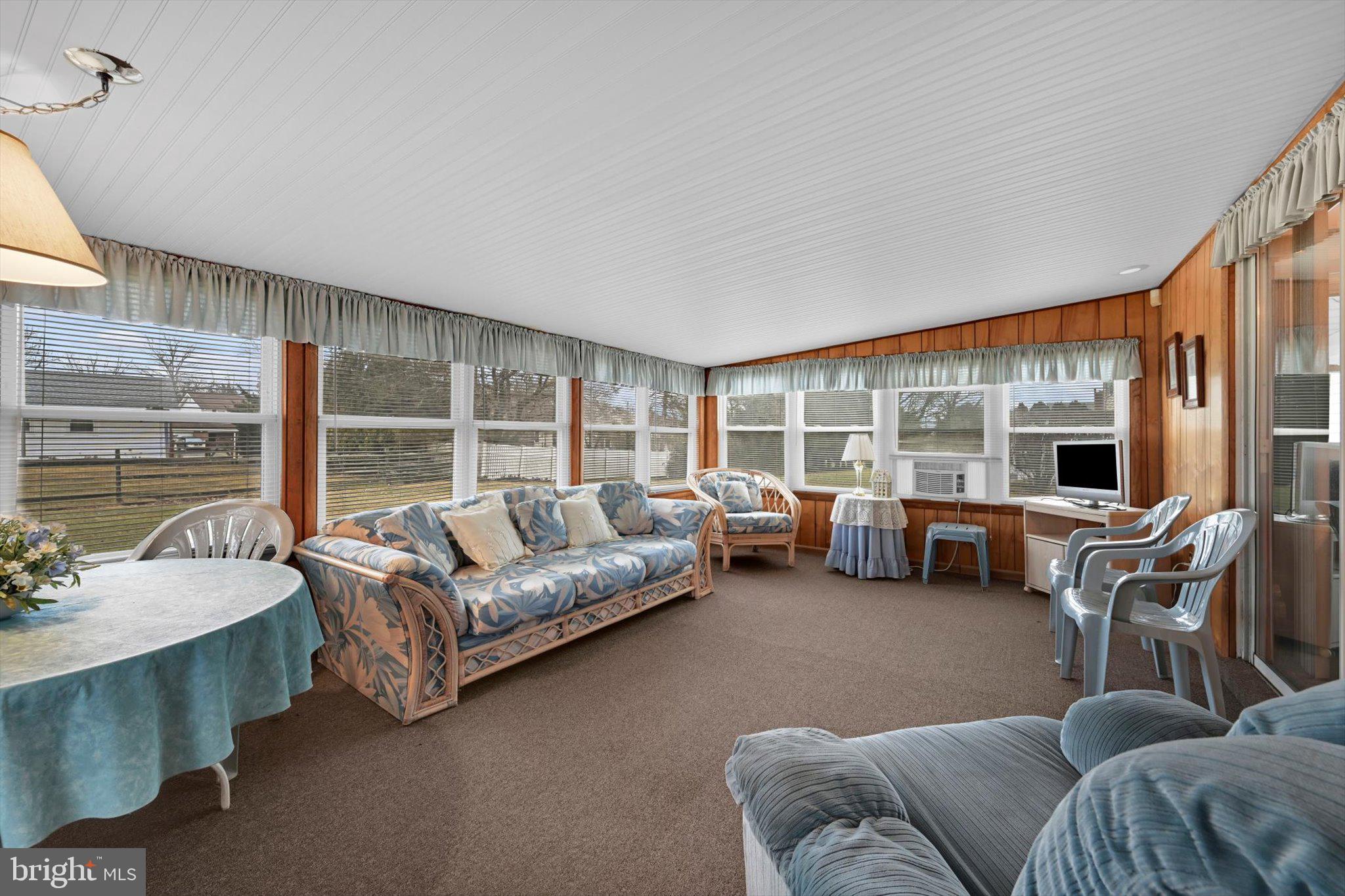 COLONY PARK - Residential