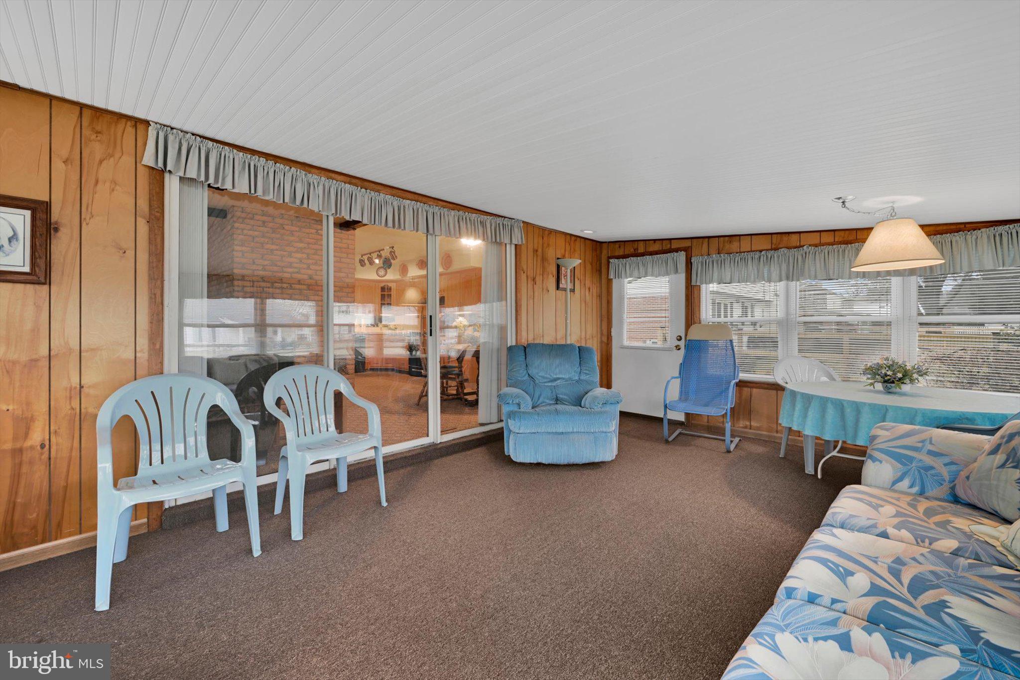 COLONY PARK - Residential