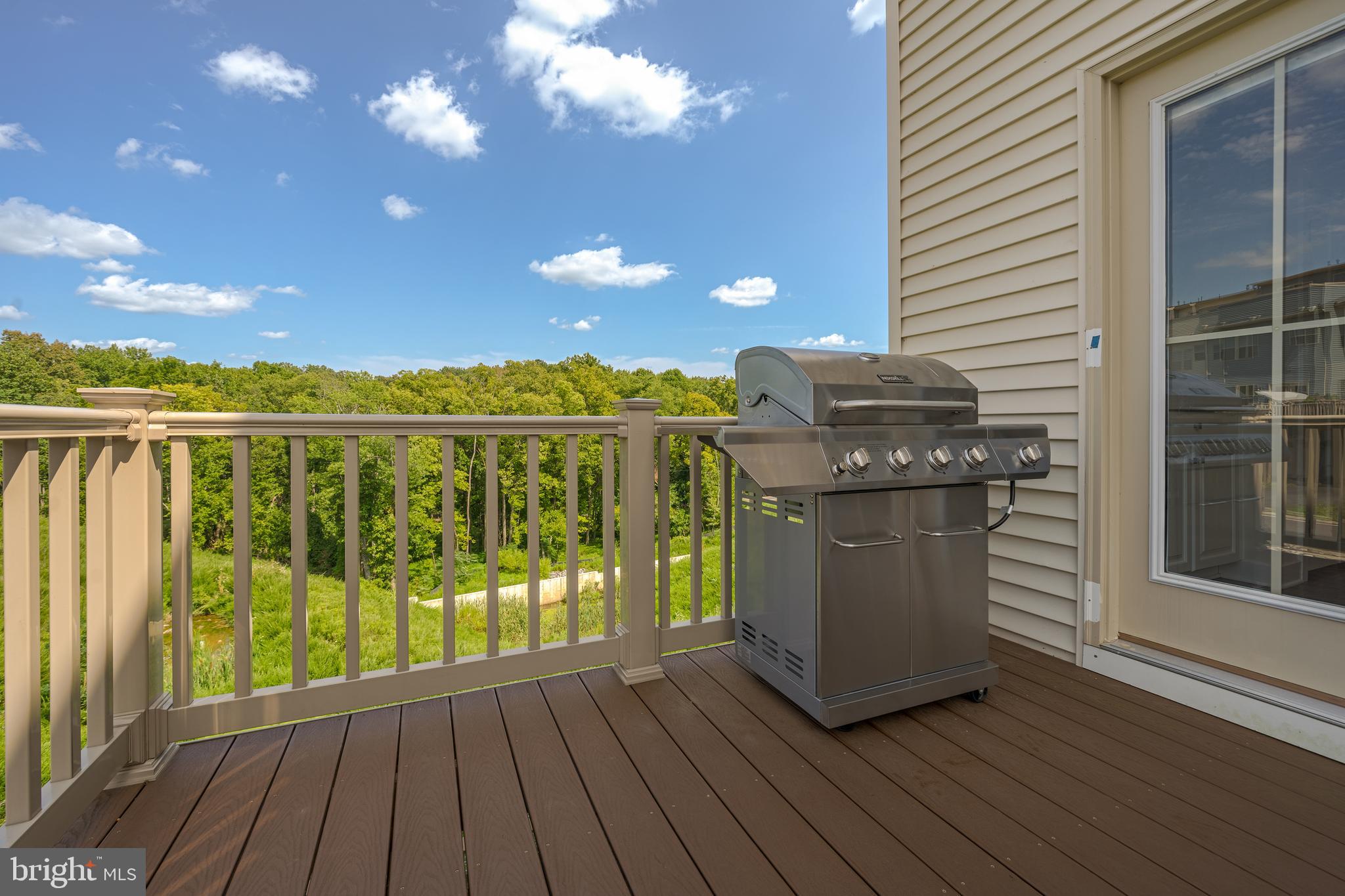 LAKE LINGANORE OAKDALE - Residential