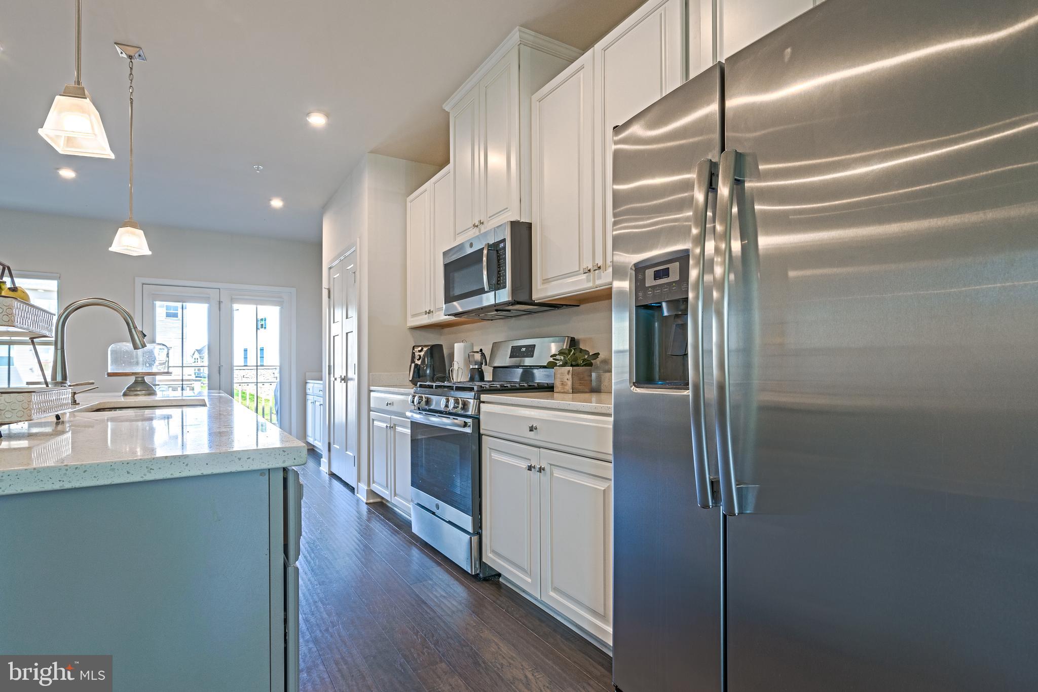 LAKE LINGANORE OAKDALE - Residential