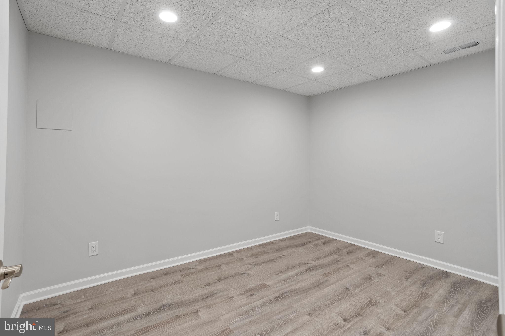 ENCLAVE AT PRINCETON JUNCTION - Residential