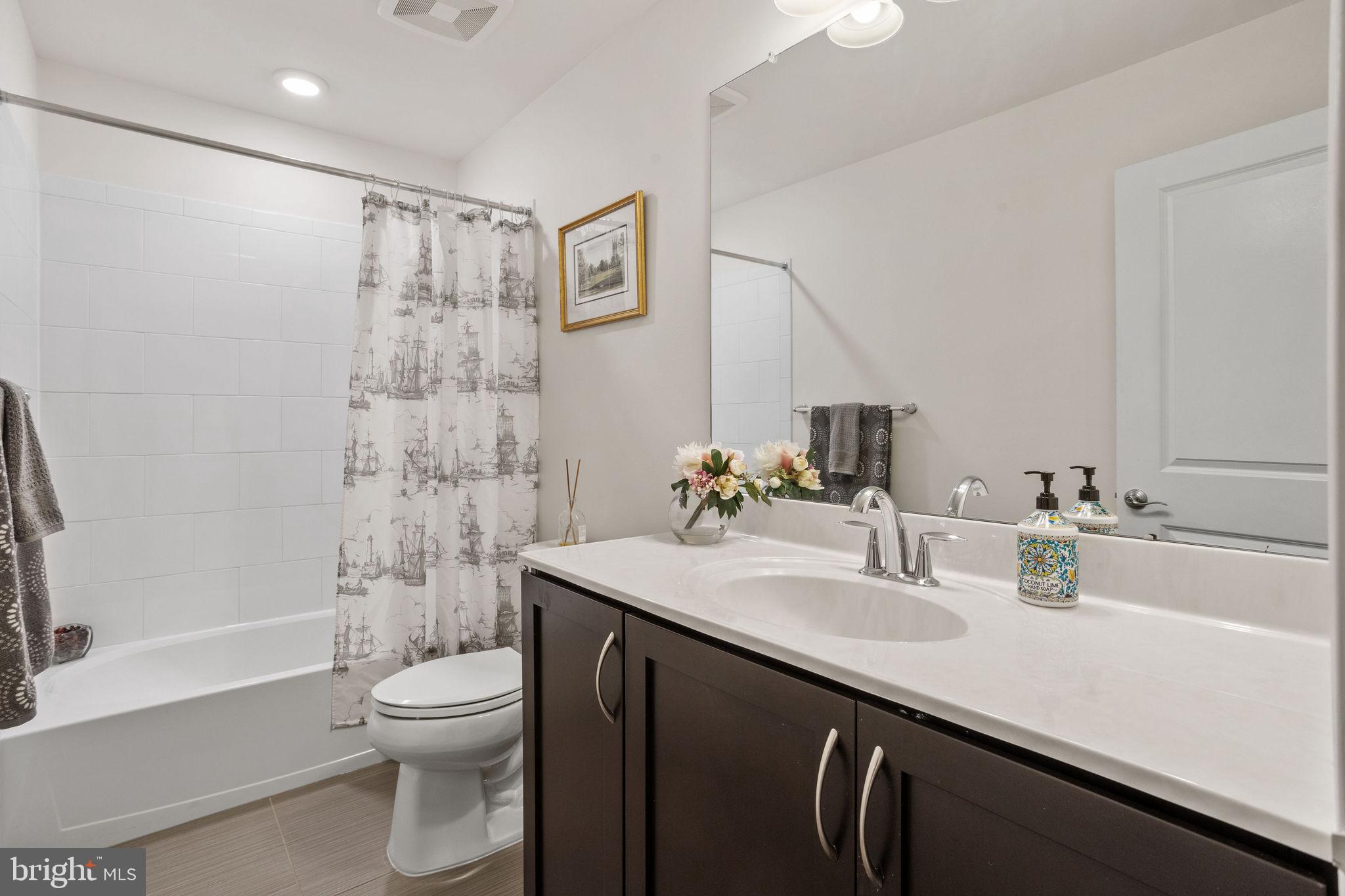 ENCLAVE AT PRINCETON JUNCTION - Residential