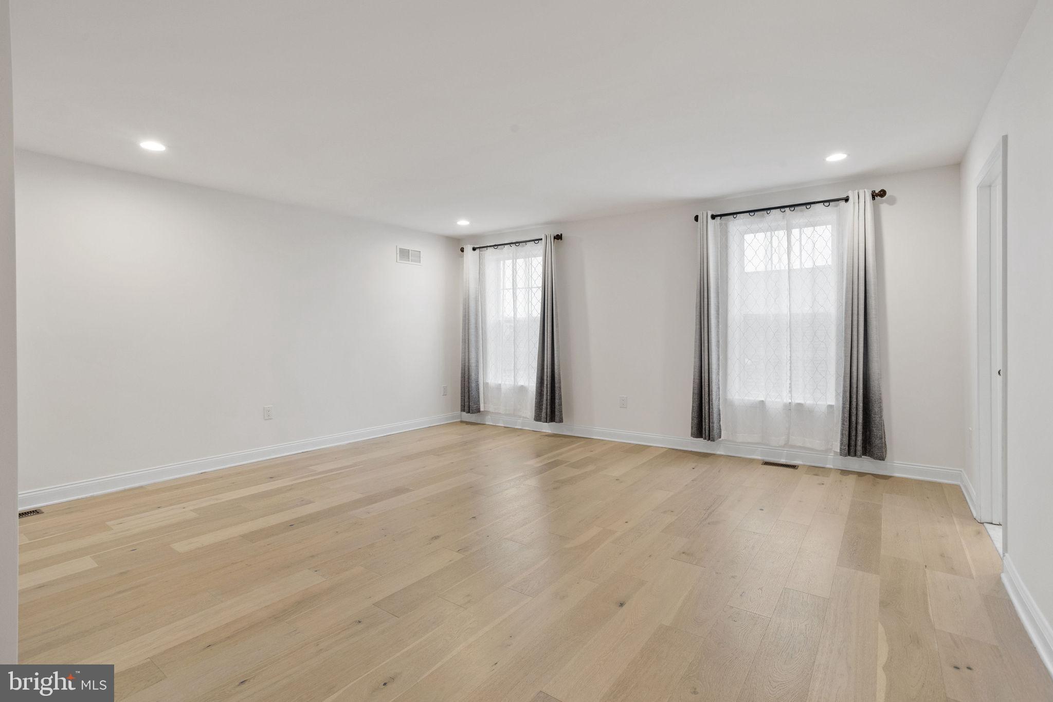 ENCLAVE AT PRINCETON JUNCTION - Residential