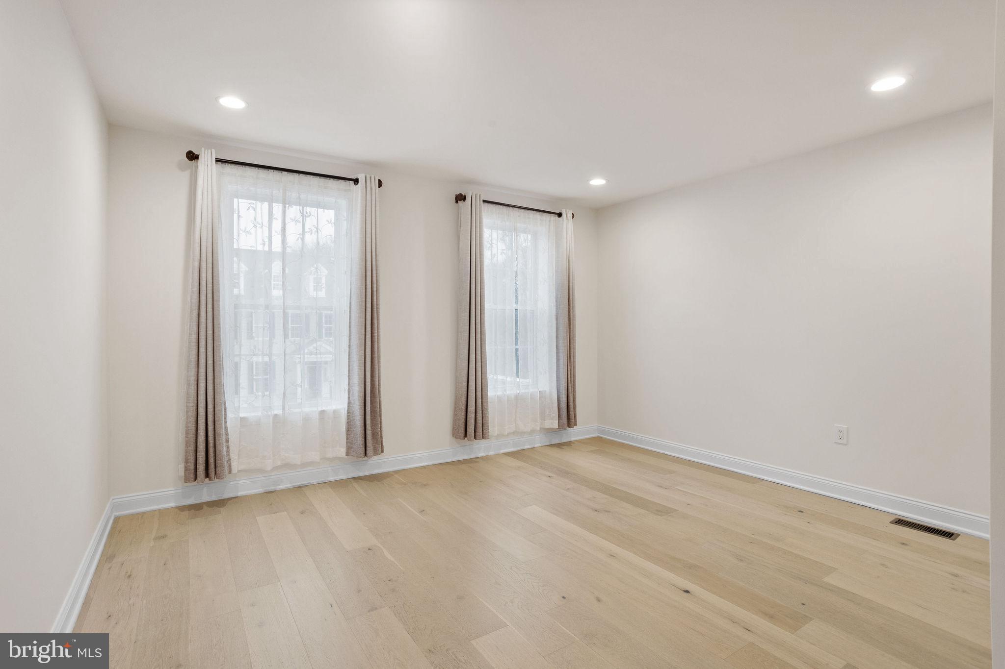 ENCLAVE AT PRINCETON JUNCTION - Residential