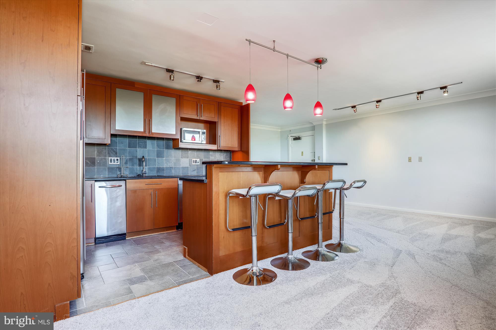 CARLYN PLACE - Residential Lease