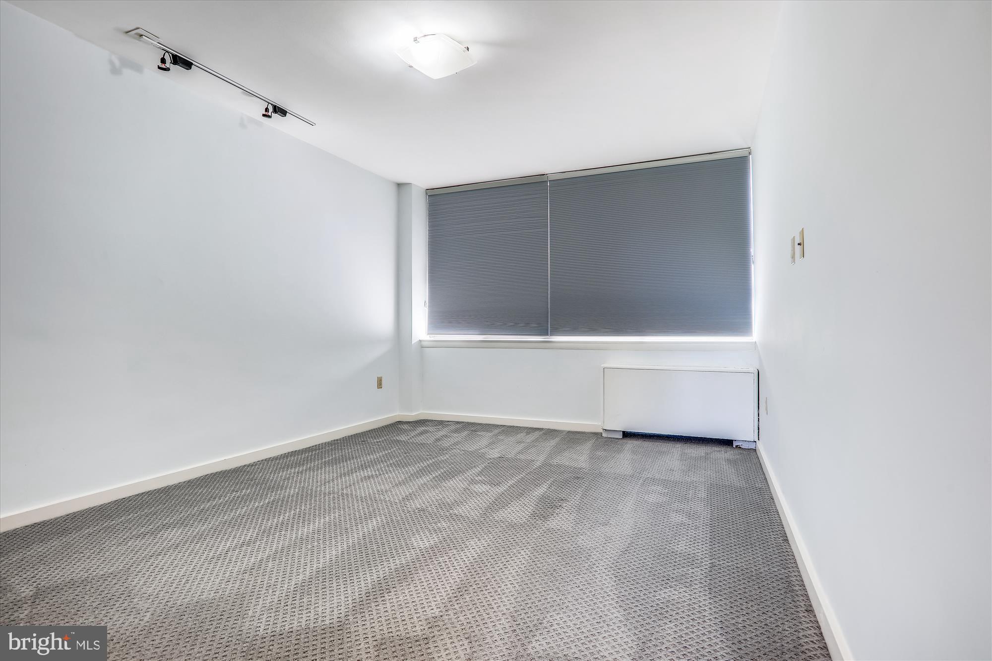 CARLYN PLACE - Residential Lease