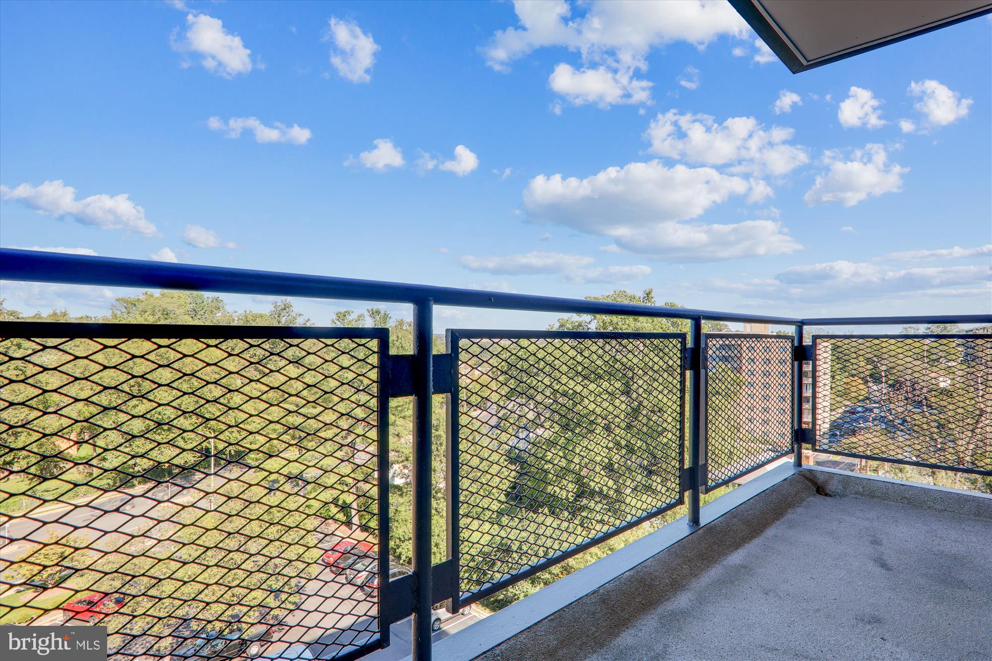 CARLYN PLACE - Residential Lease