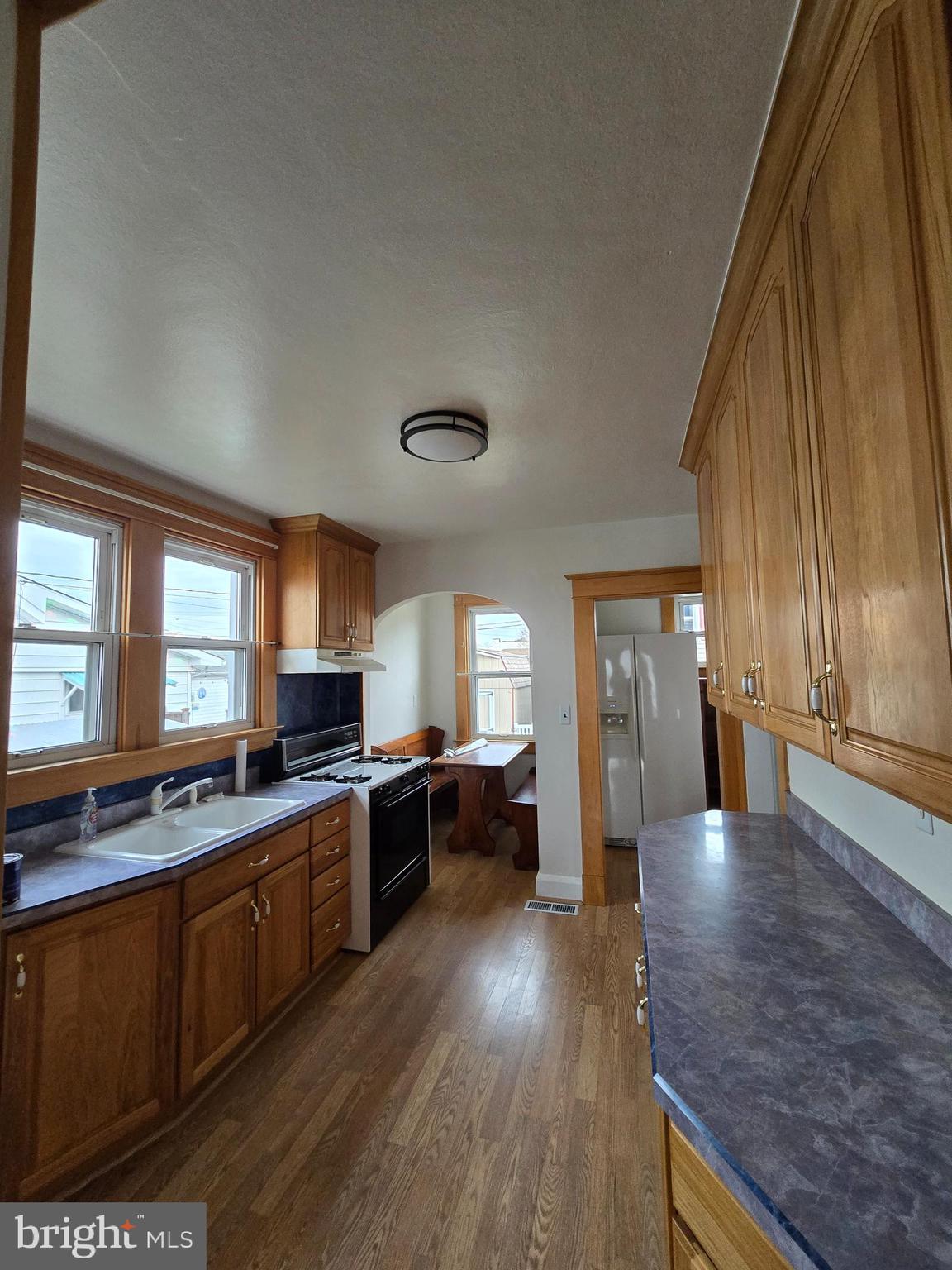 EDGEMERE/SPARROWS POINT - Residential Lease