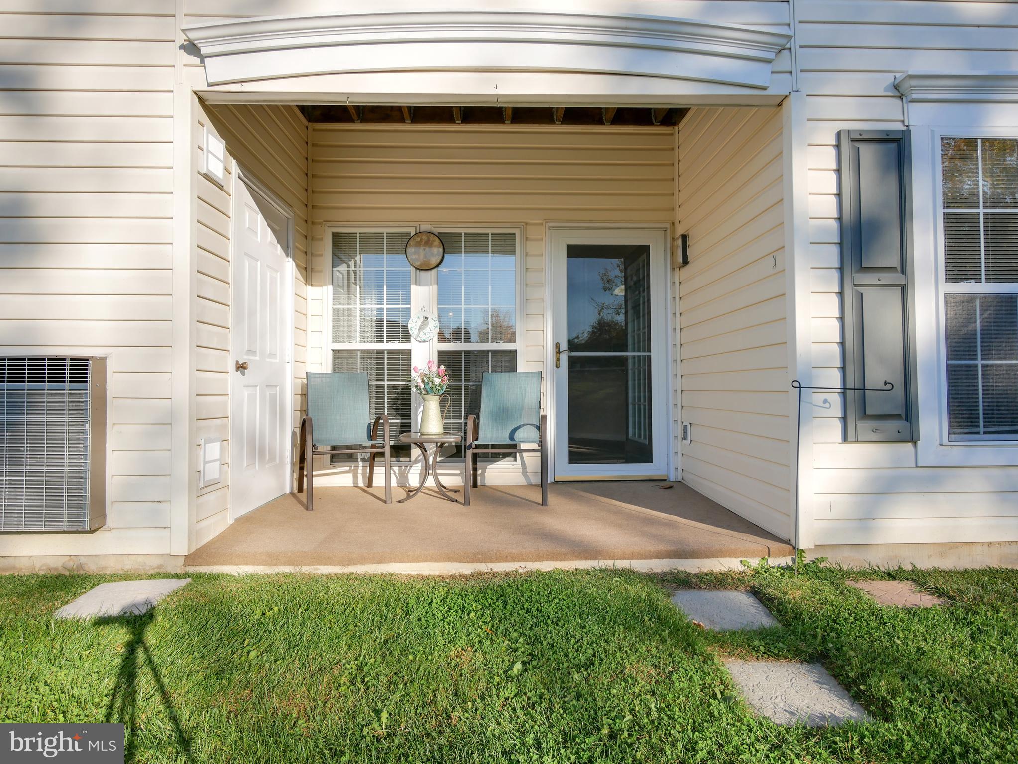 LOHR'S ORCHARD - Residential Lease