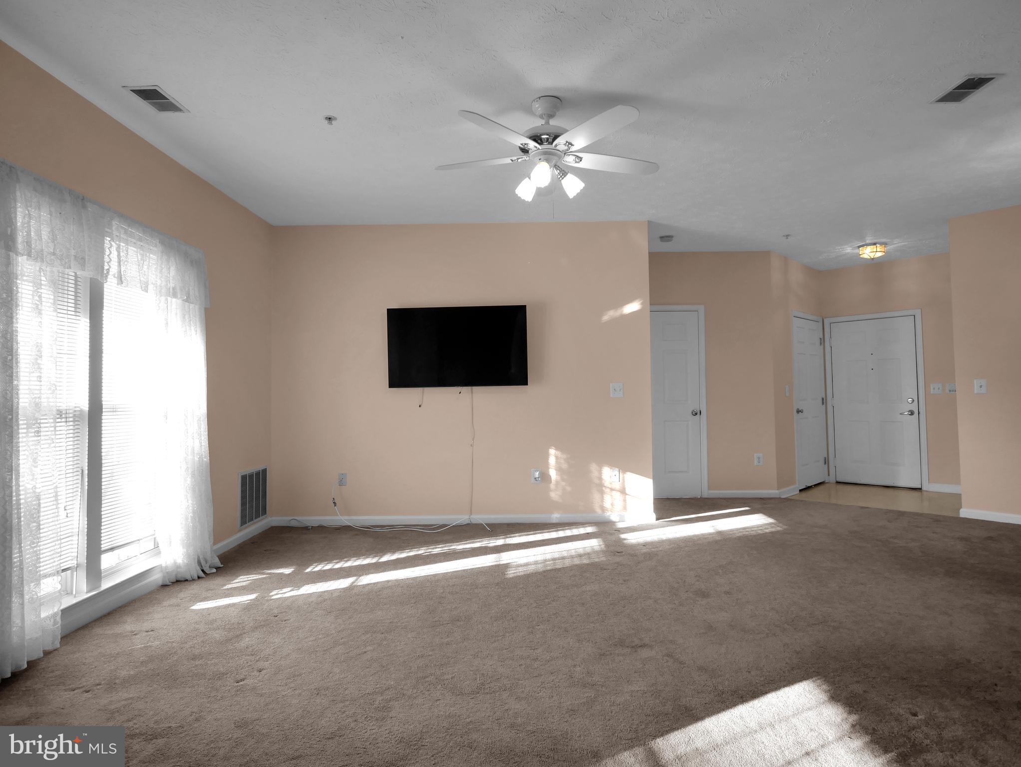 LOHR'S ORCHARD - Residential Lease