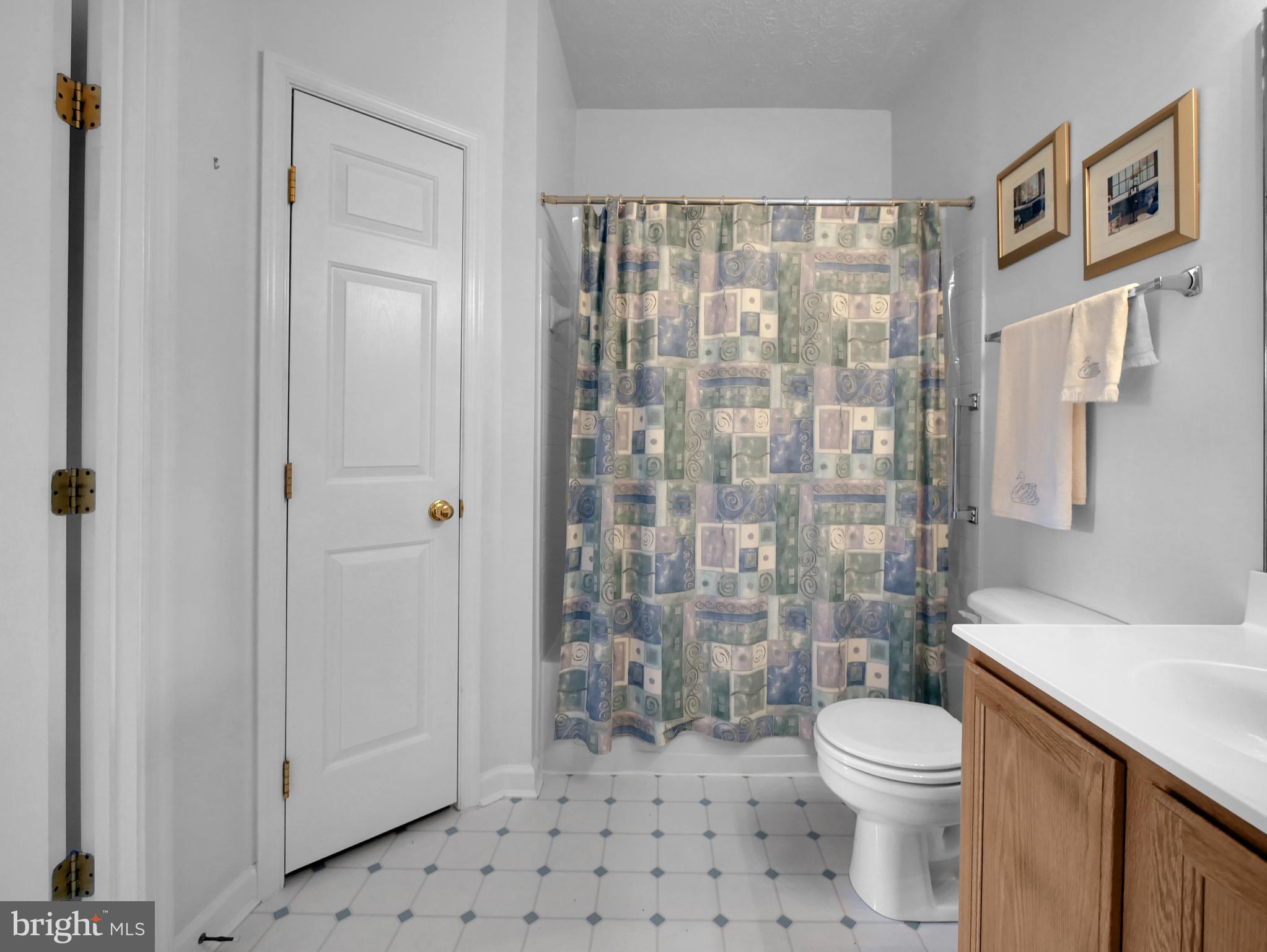 LOHR'S ORCHARD - Residential Lease