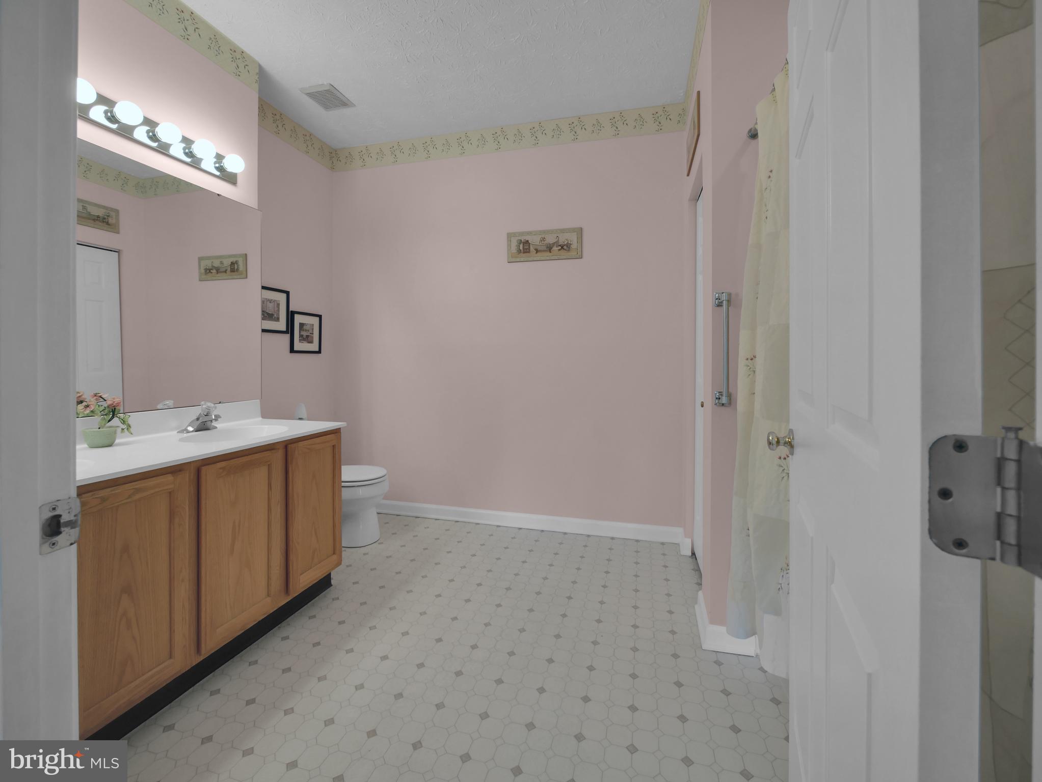 LOHR'S ORCHARD - Residential Lease