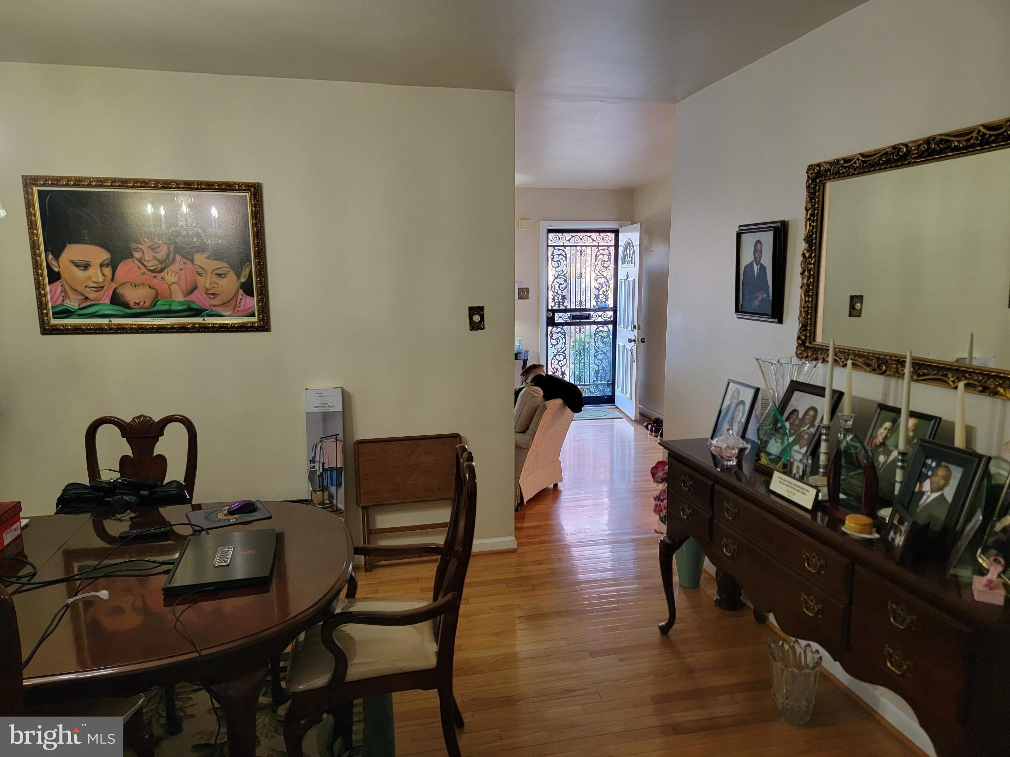 YORKSHIRE KNOLLS - Residential