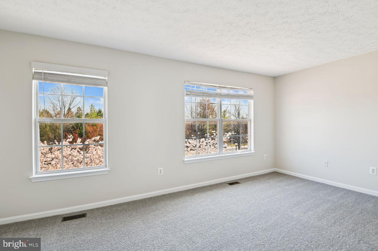 HOWARDS RIDGE - Residential