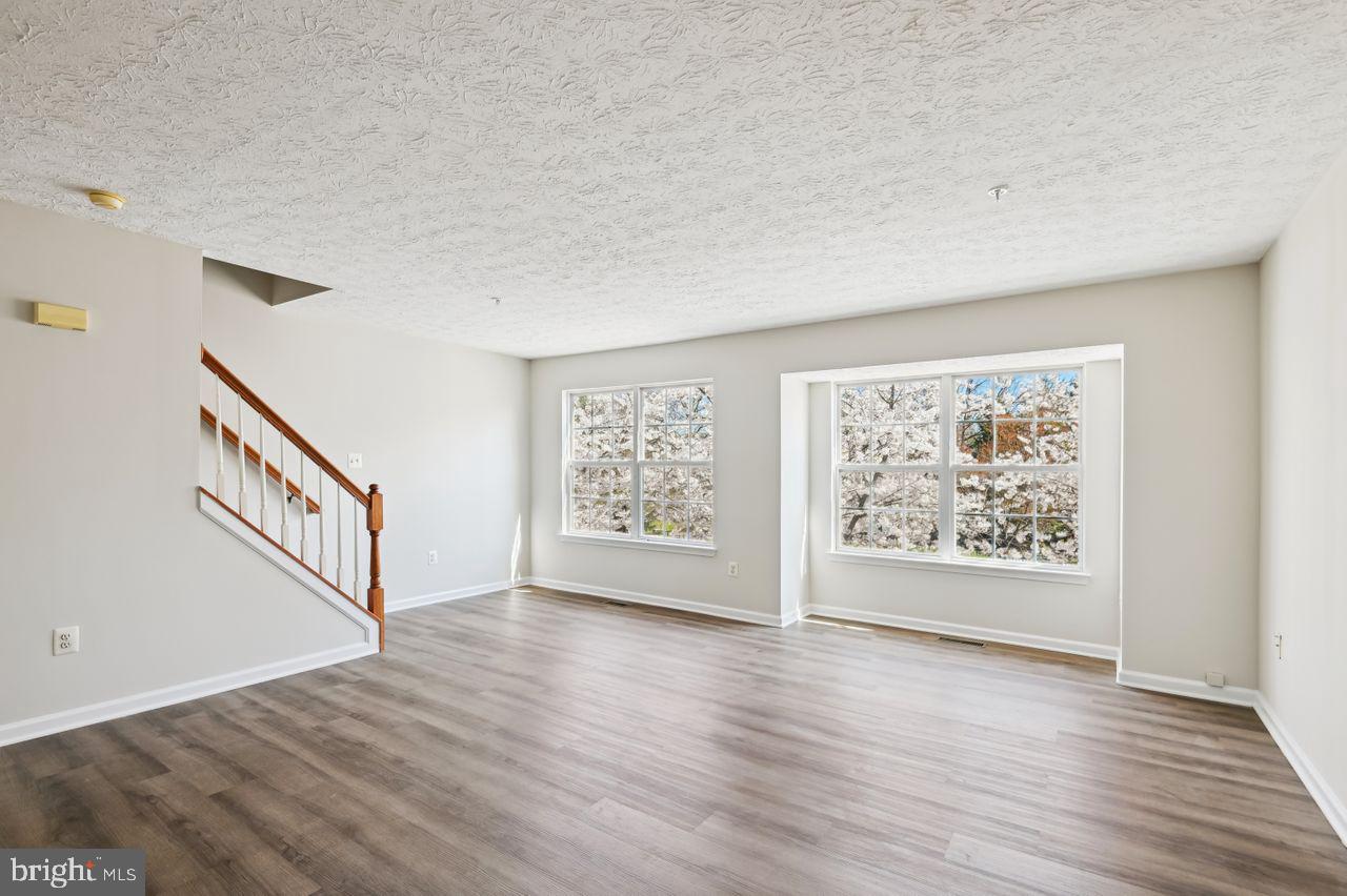 HOWARDS RIDGE - Residential