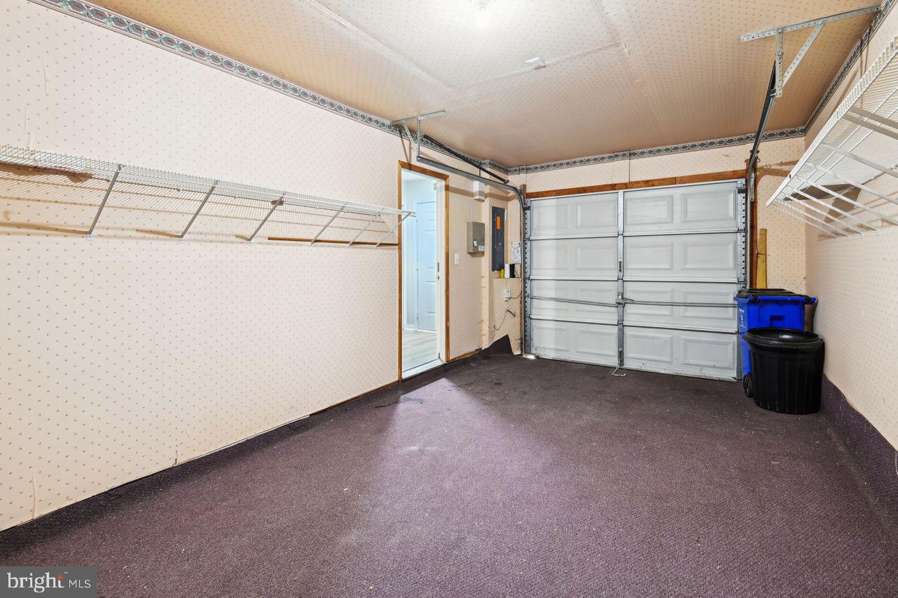 HOWARDS RIDGE - Residential