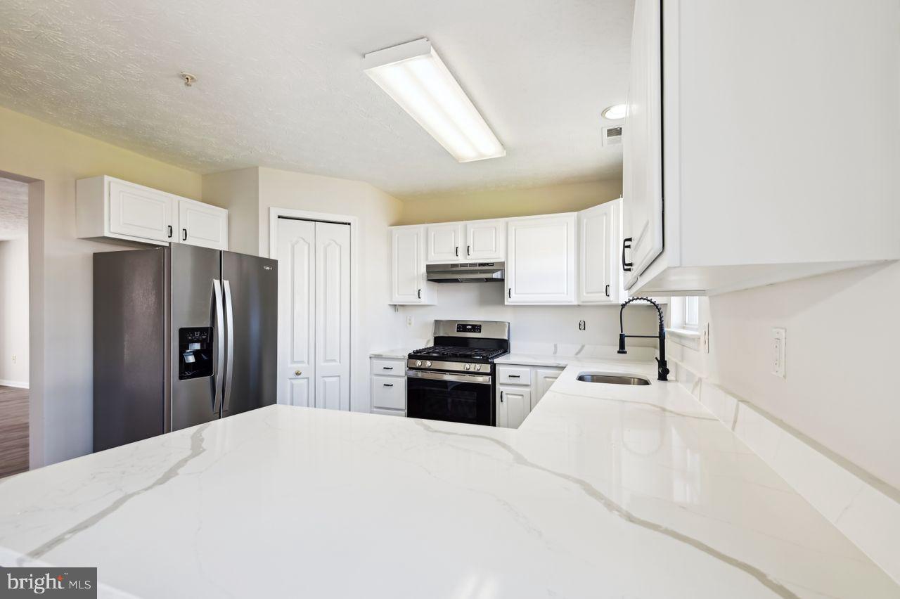 HOWARDS RIDGE - Residential