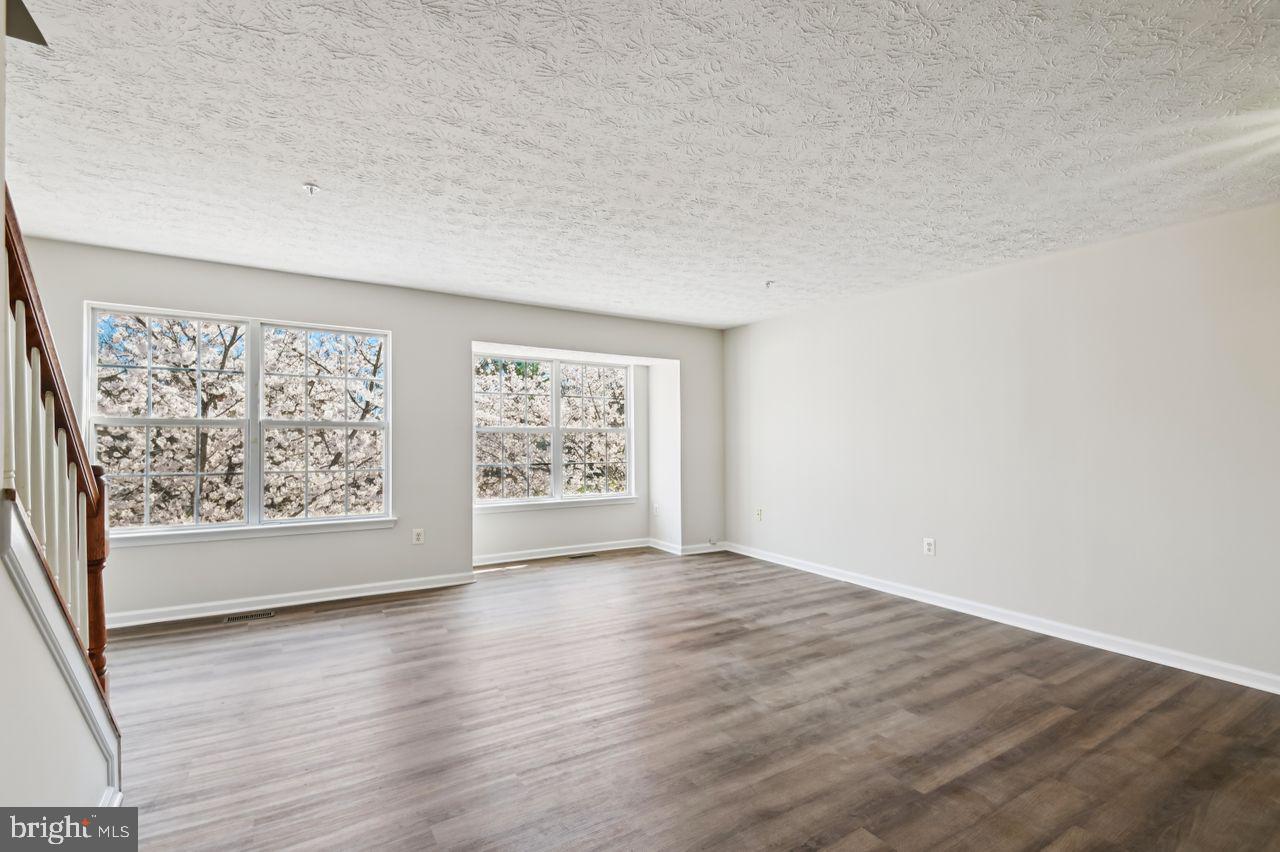 HOWARDS RIDGE - Residential