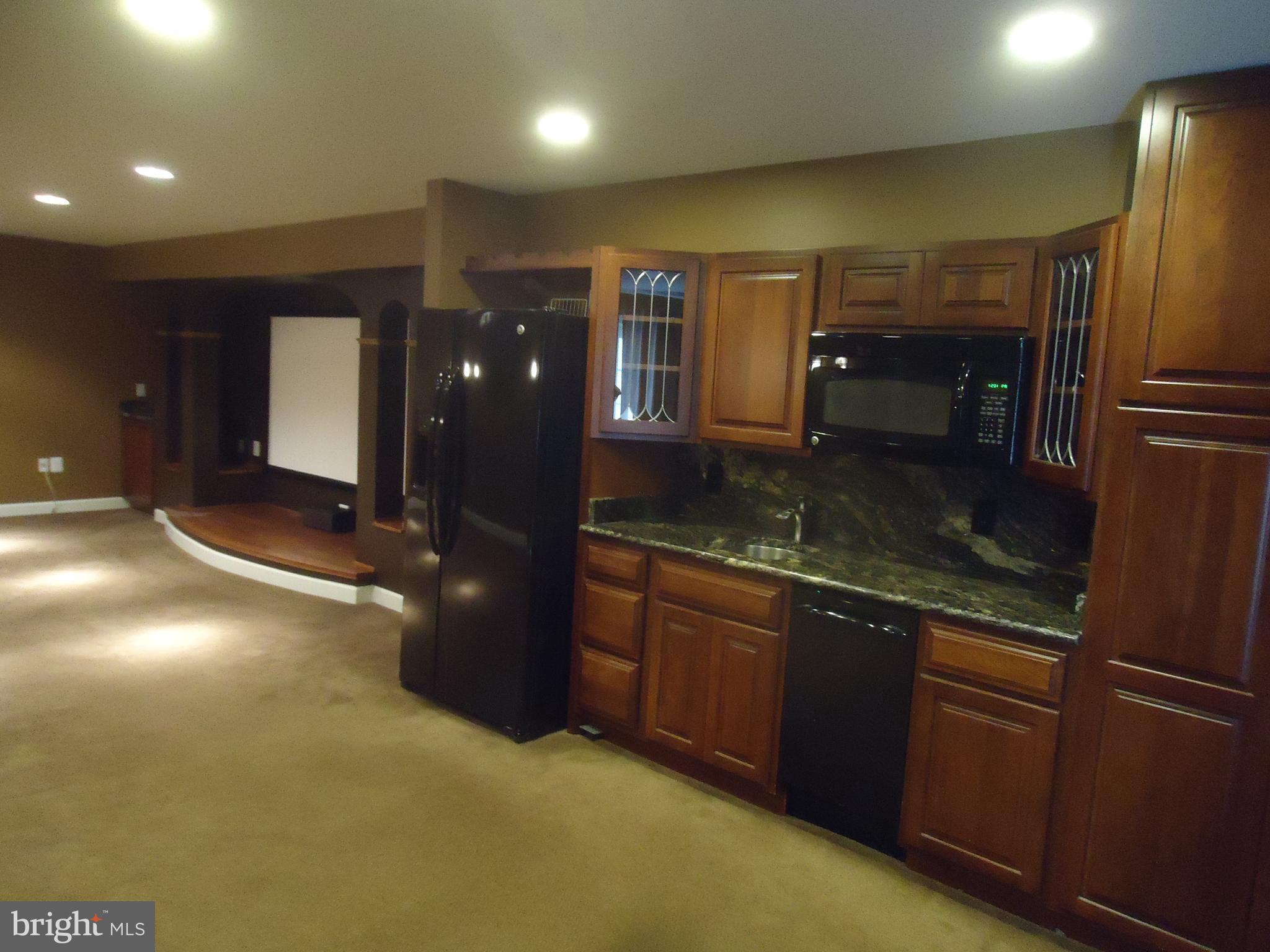 WESTVALE - Residential Lease