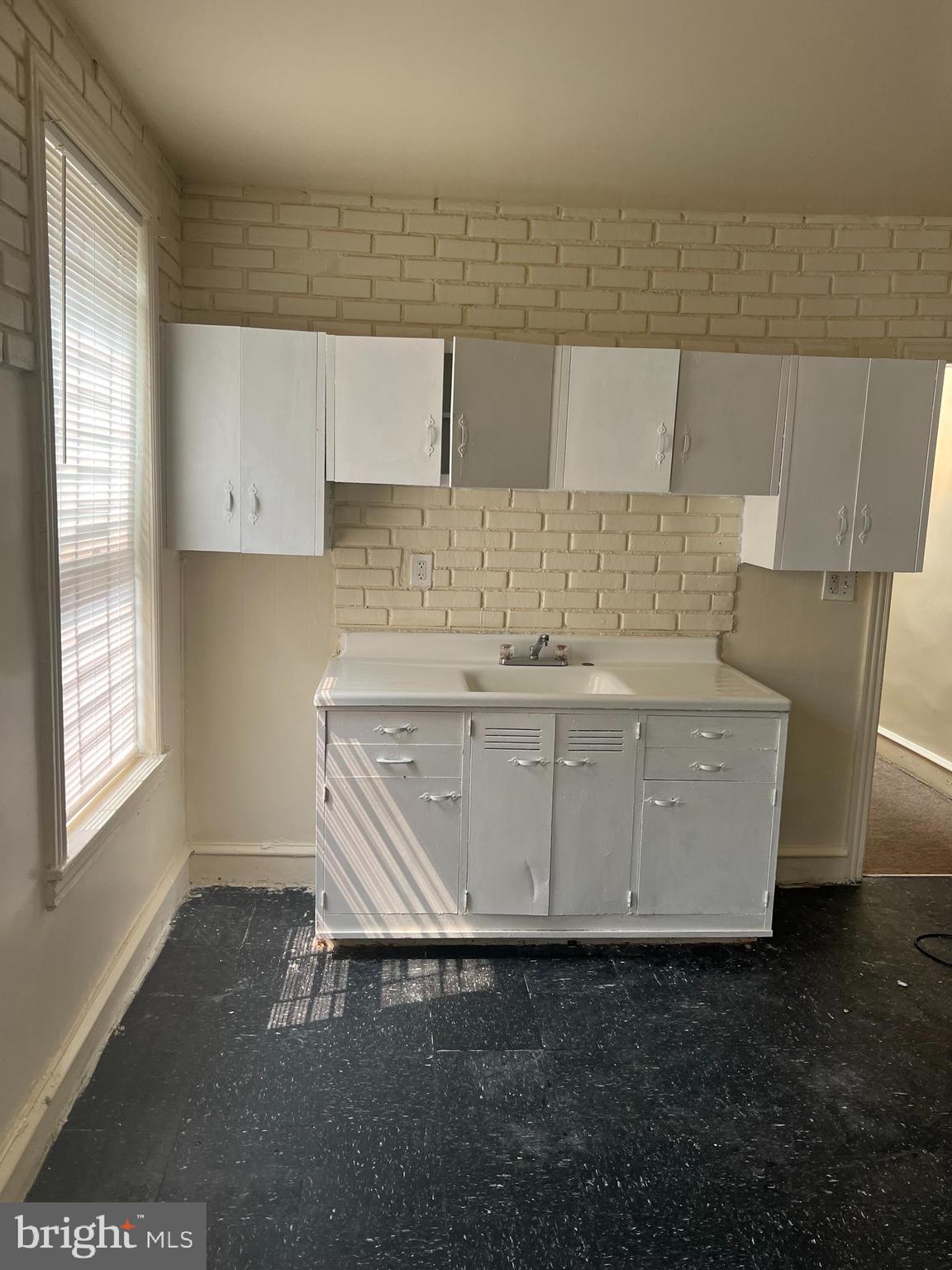 RICHMOND - Residential Lease