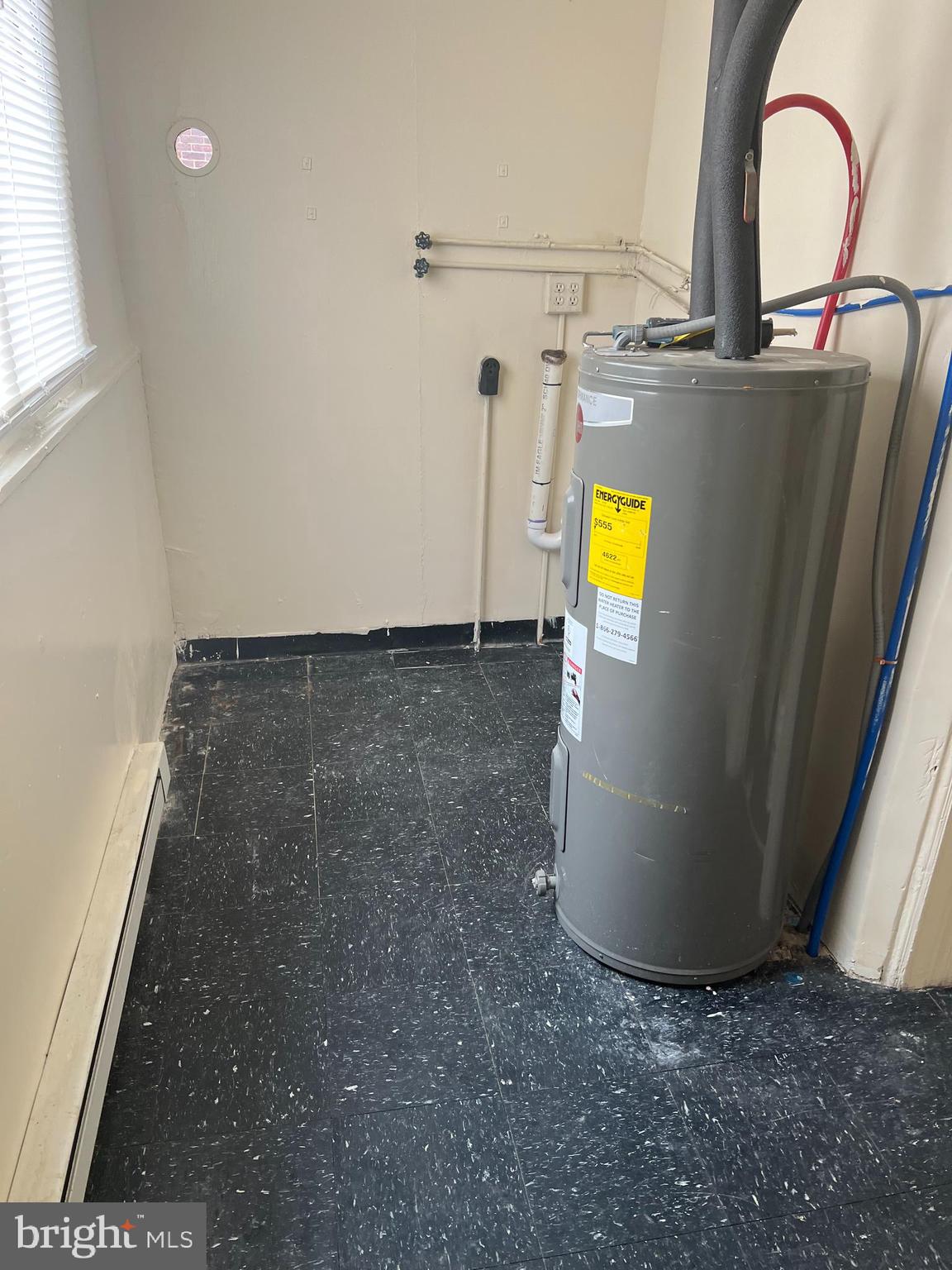 RICHMOND - Residential Lease