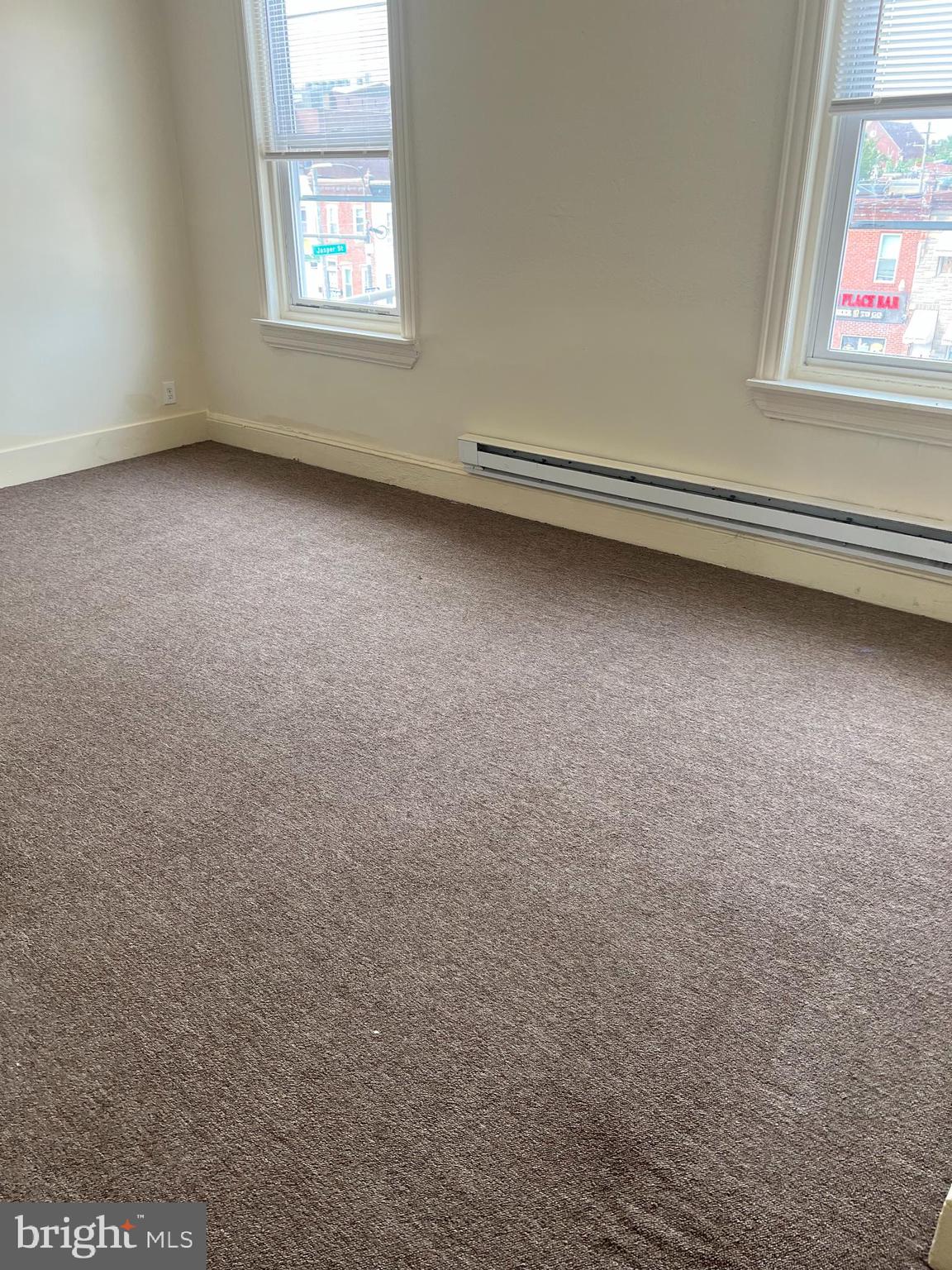 RICHMOND - Residential Lease