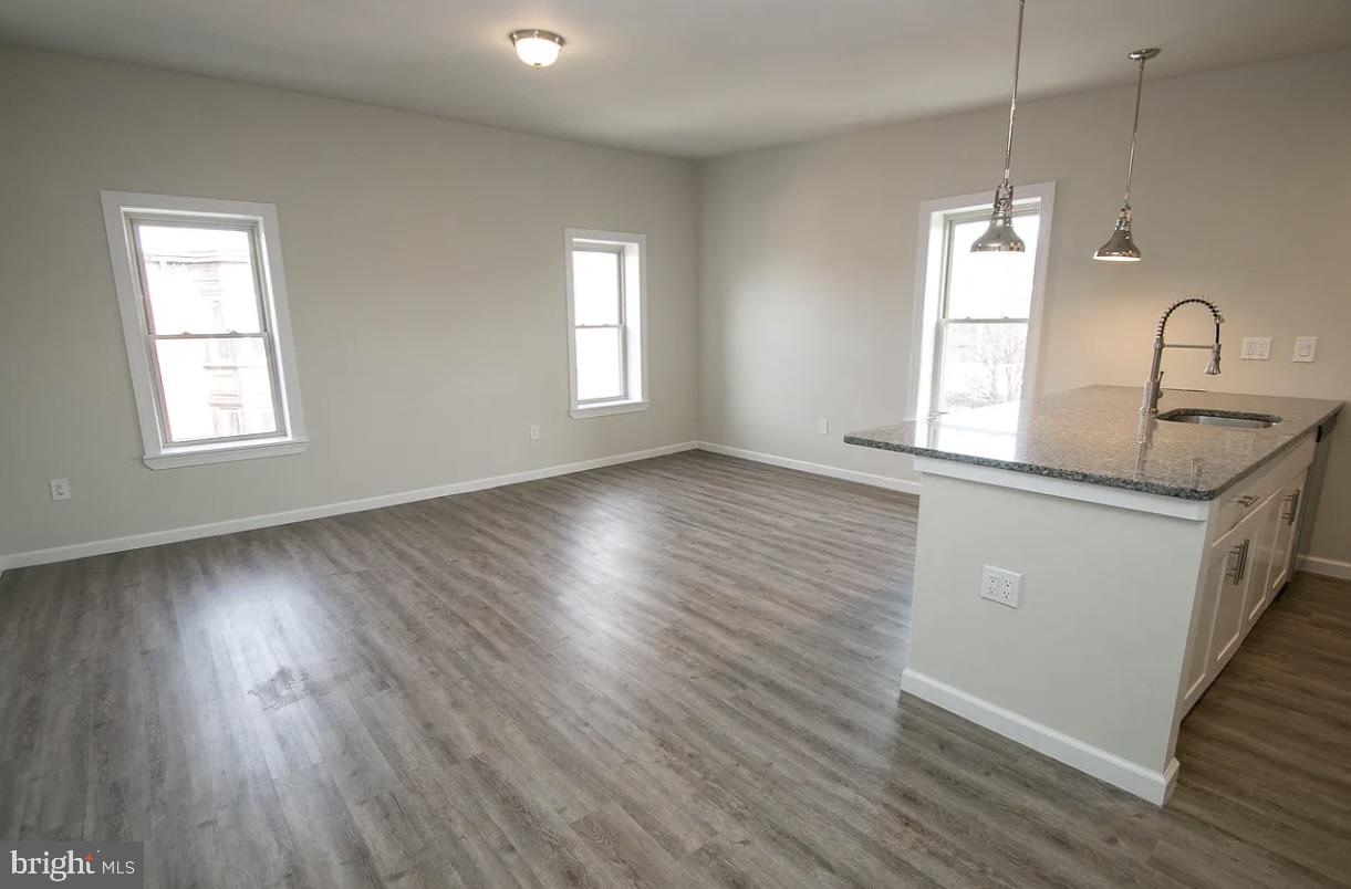 GRADUATE HOSPITAL - Residential Lease