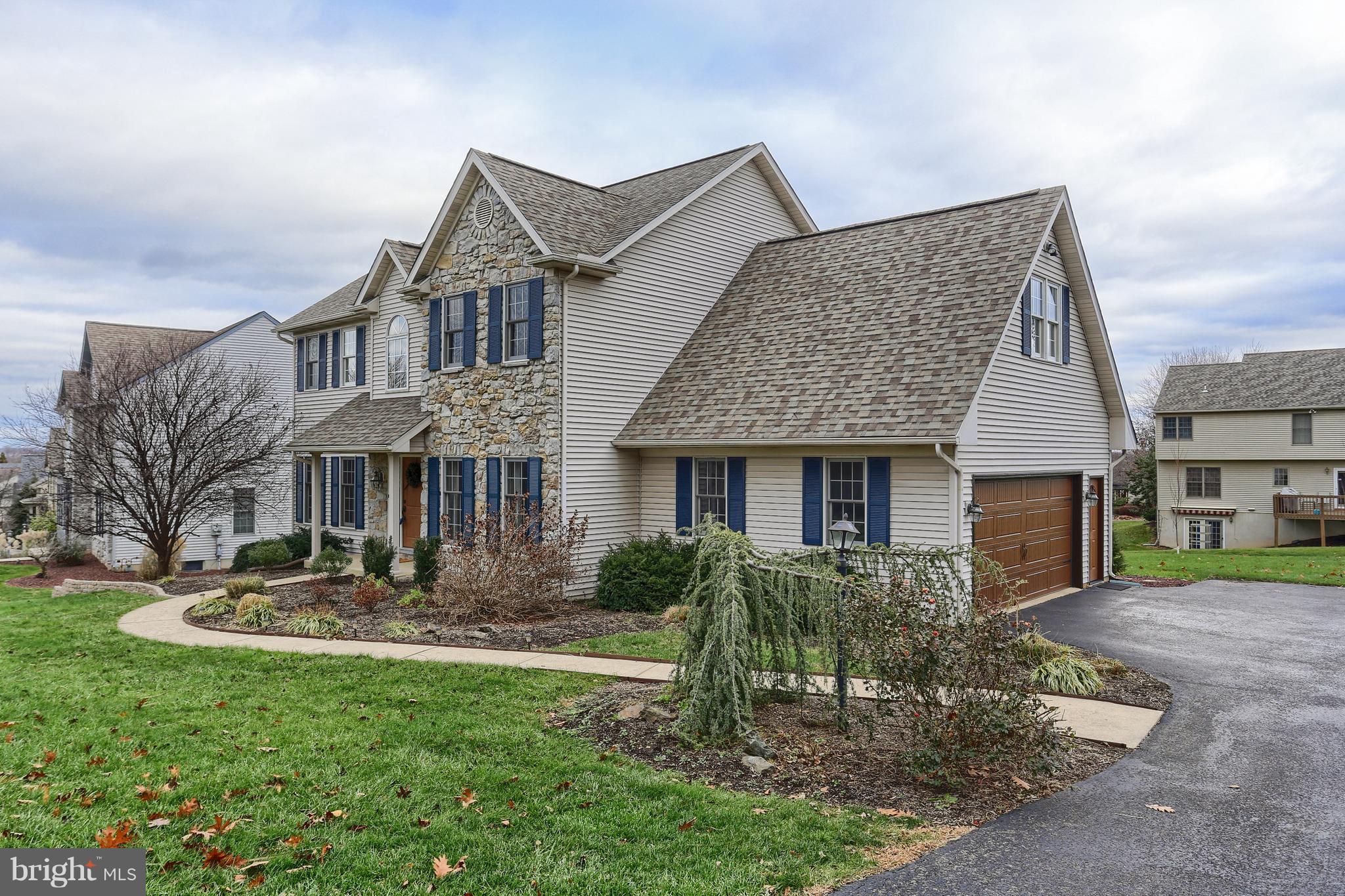 SYLVAN CROSSING - Residential