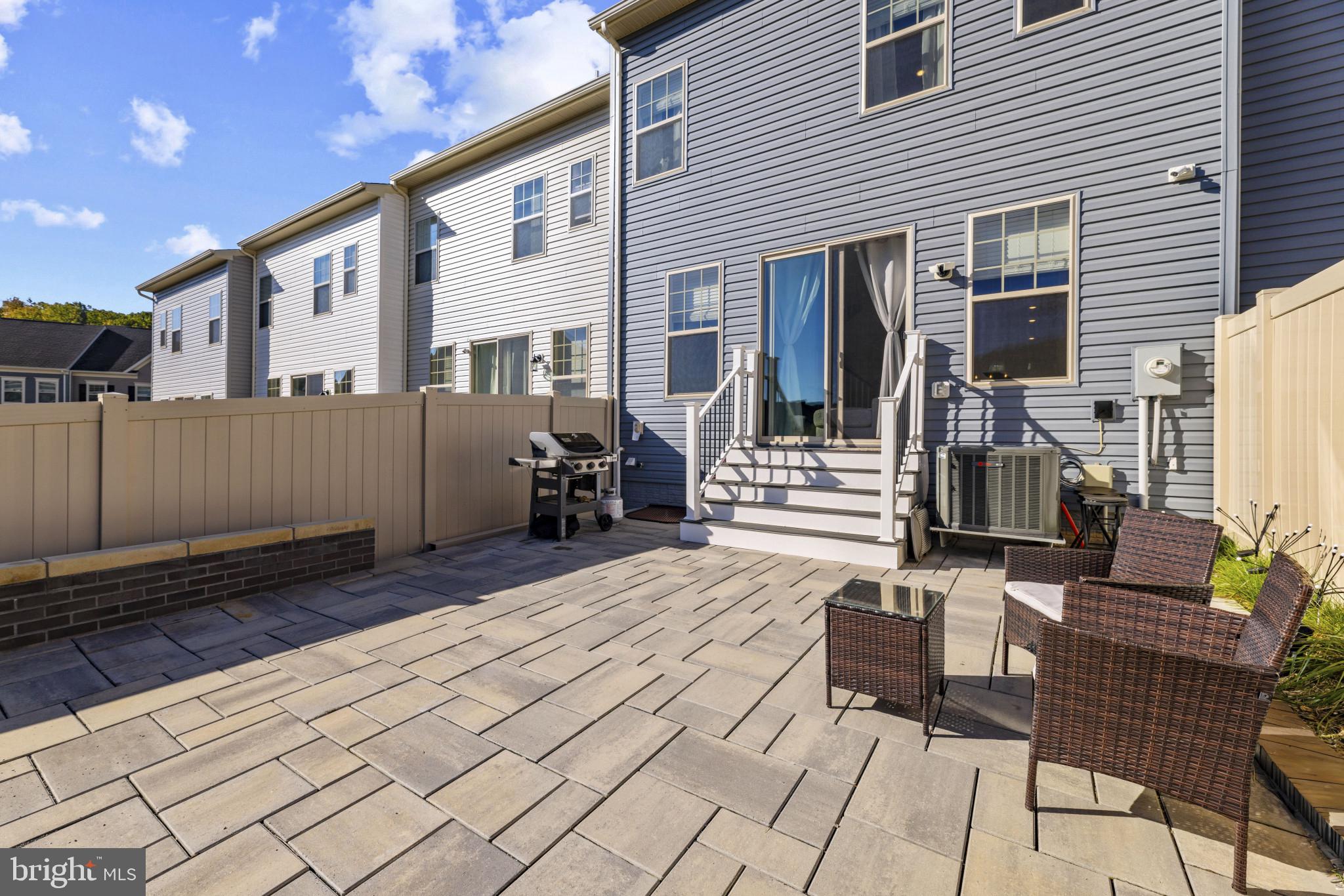 WHITSON WOODS - Residential Lease