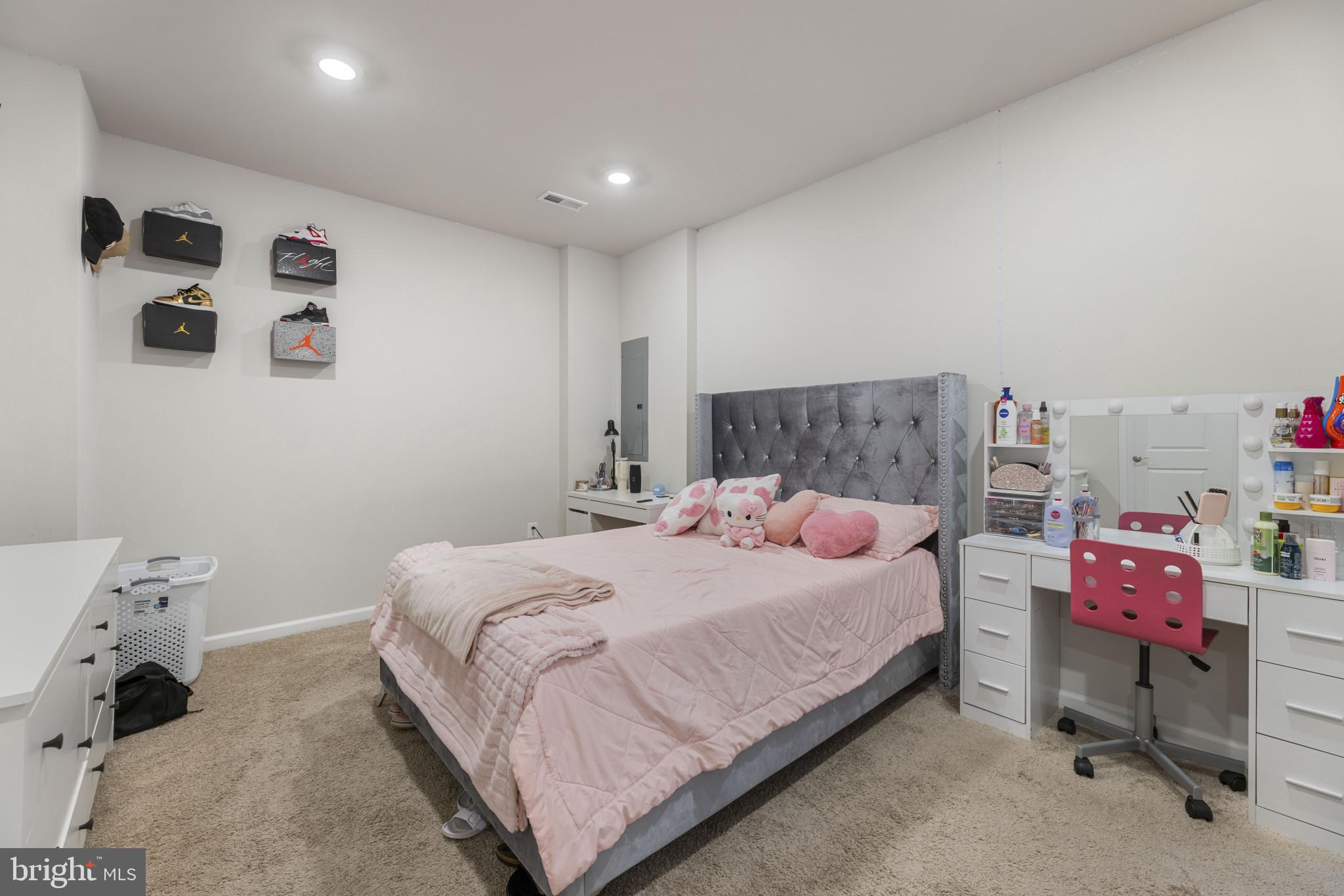 WHITSON WOODS - Residential Lease