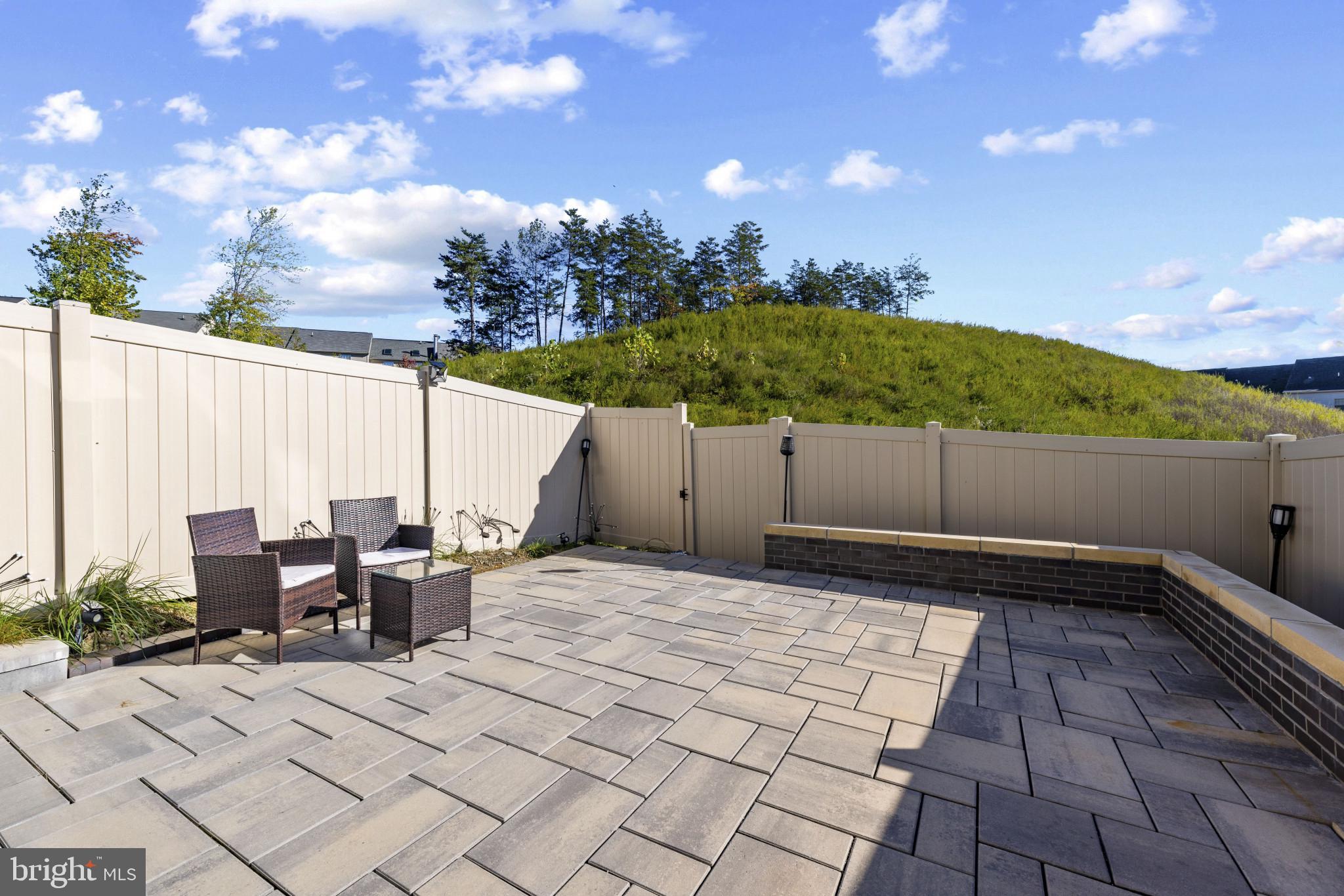 WHITSON WOODS - Residential Lease