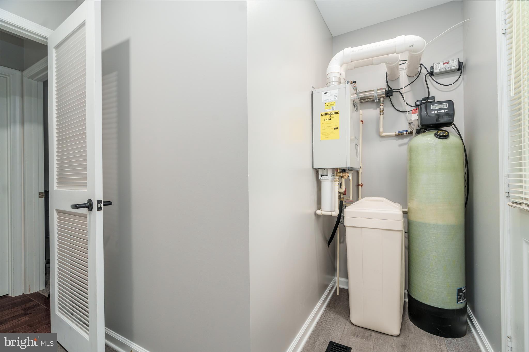 ST. JOHNS MANOR EAST - Residential