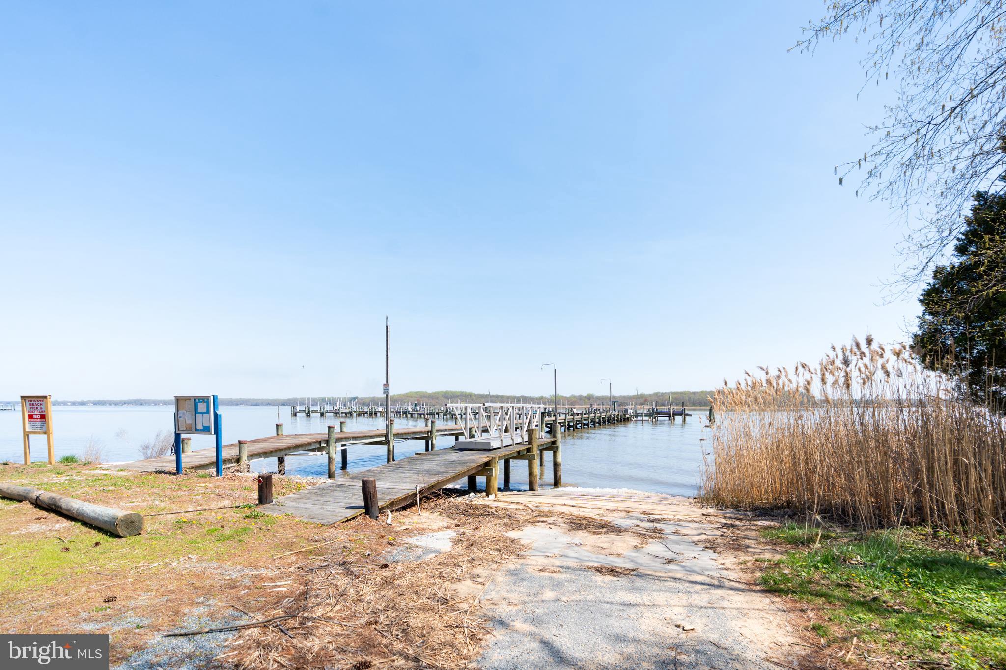 ST. JOHNS MANOR EAST - Residential