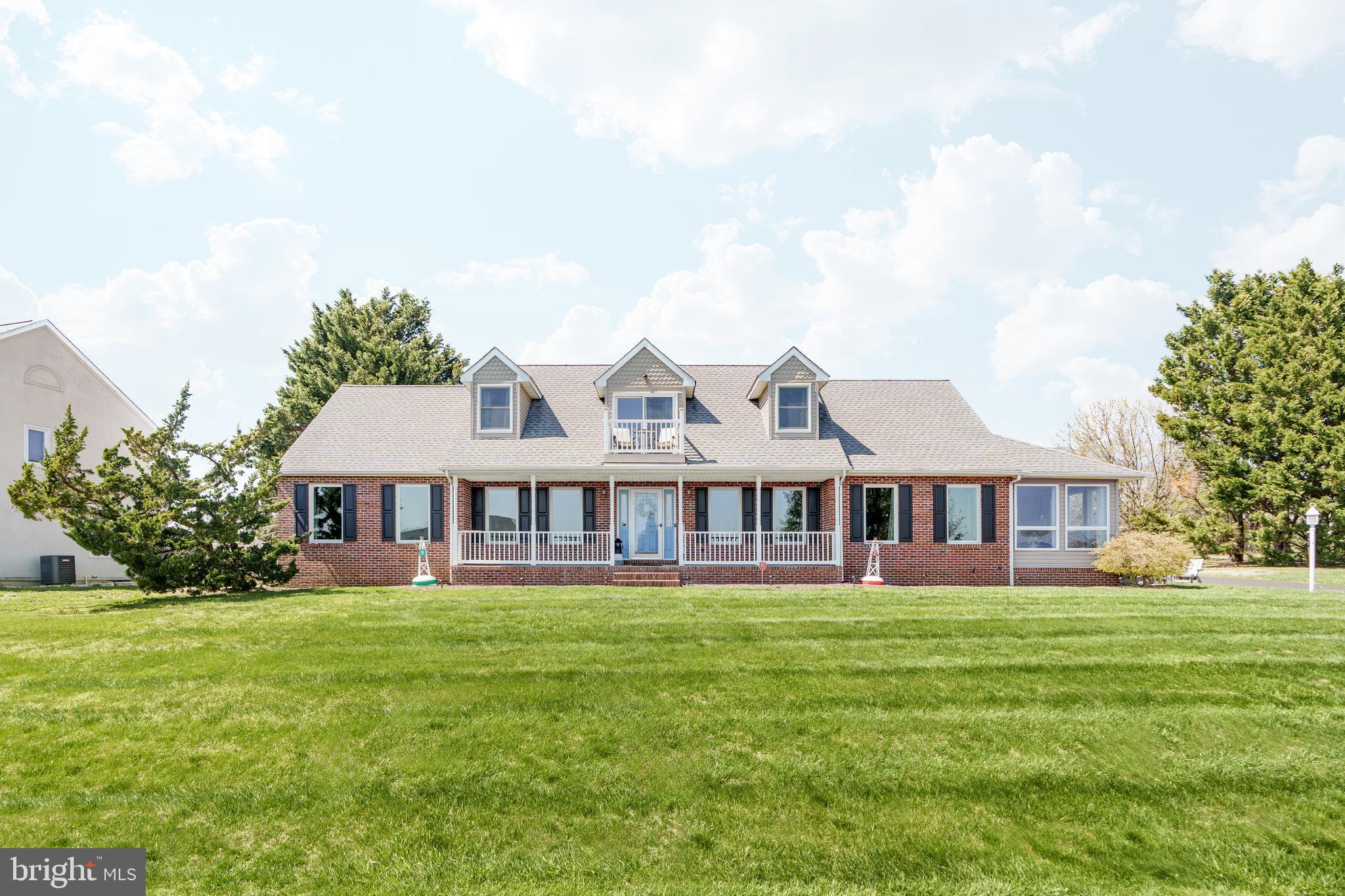 ST. JOHNS MANOR EAST - Residential