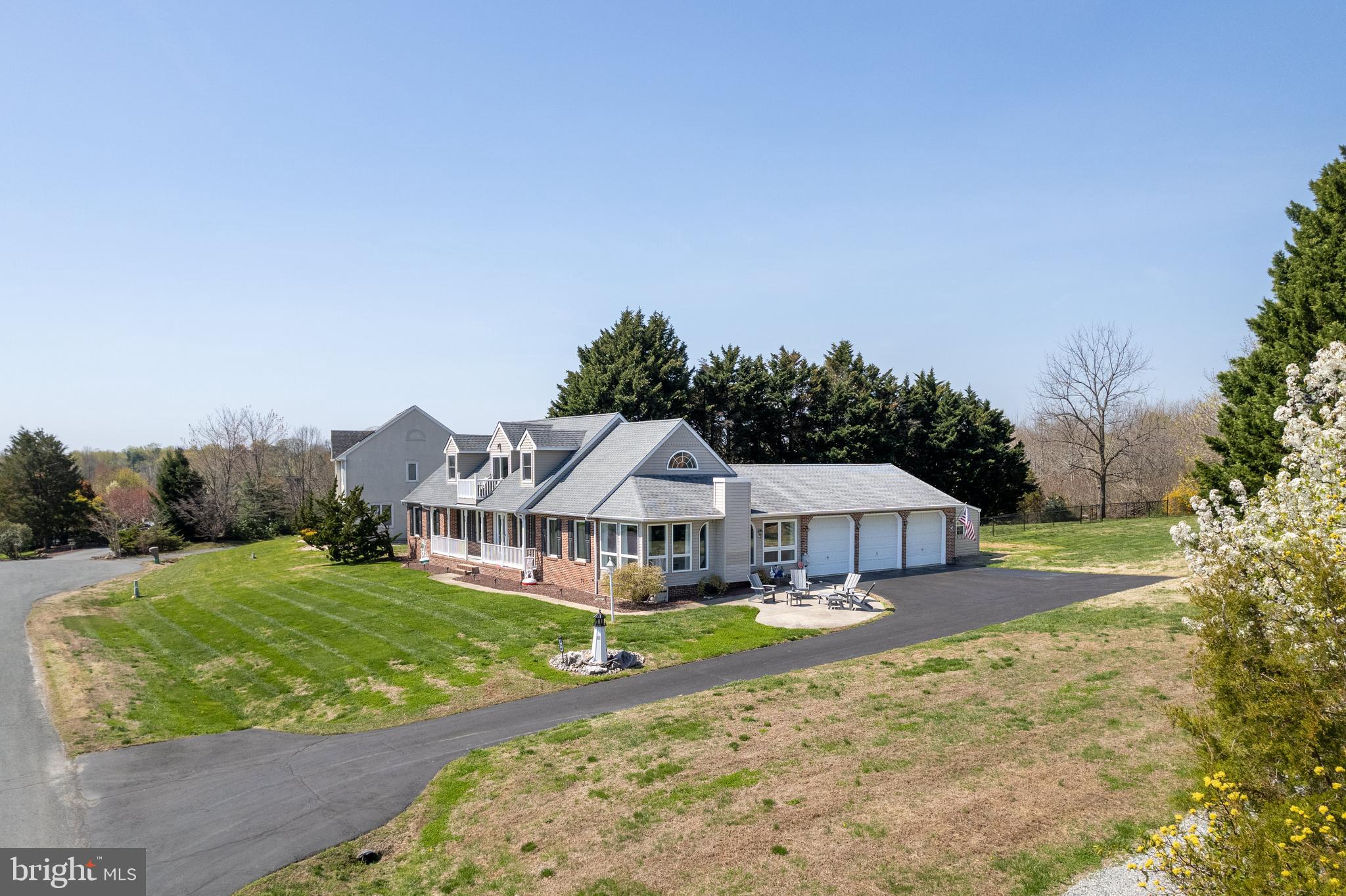 ST. JOHNS MANOR EAST - Residential