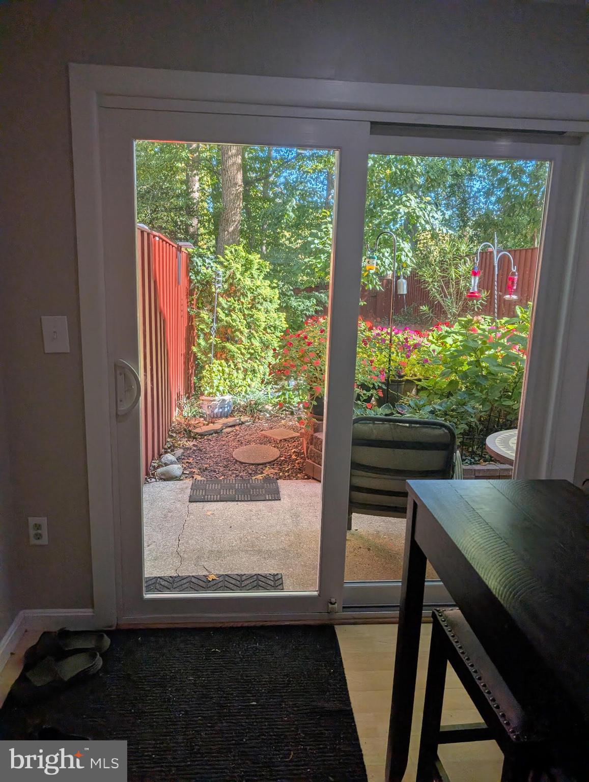 WHISPERING WOODS - Residential