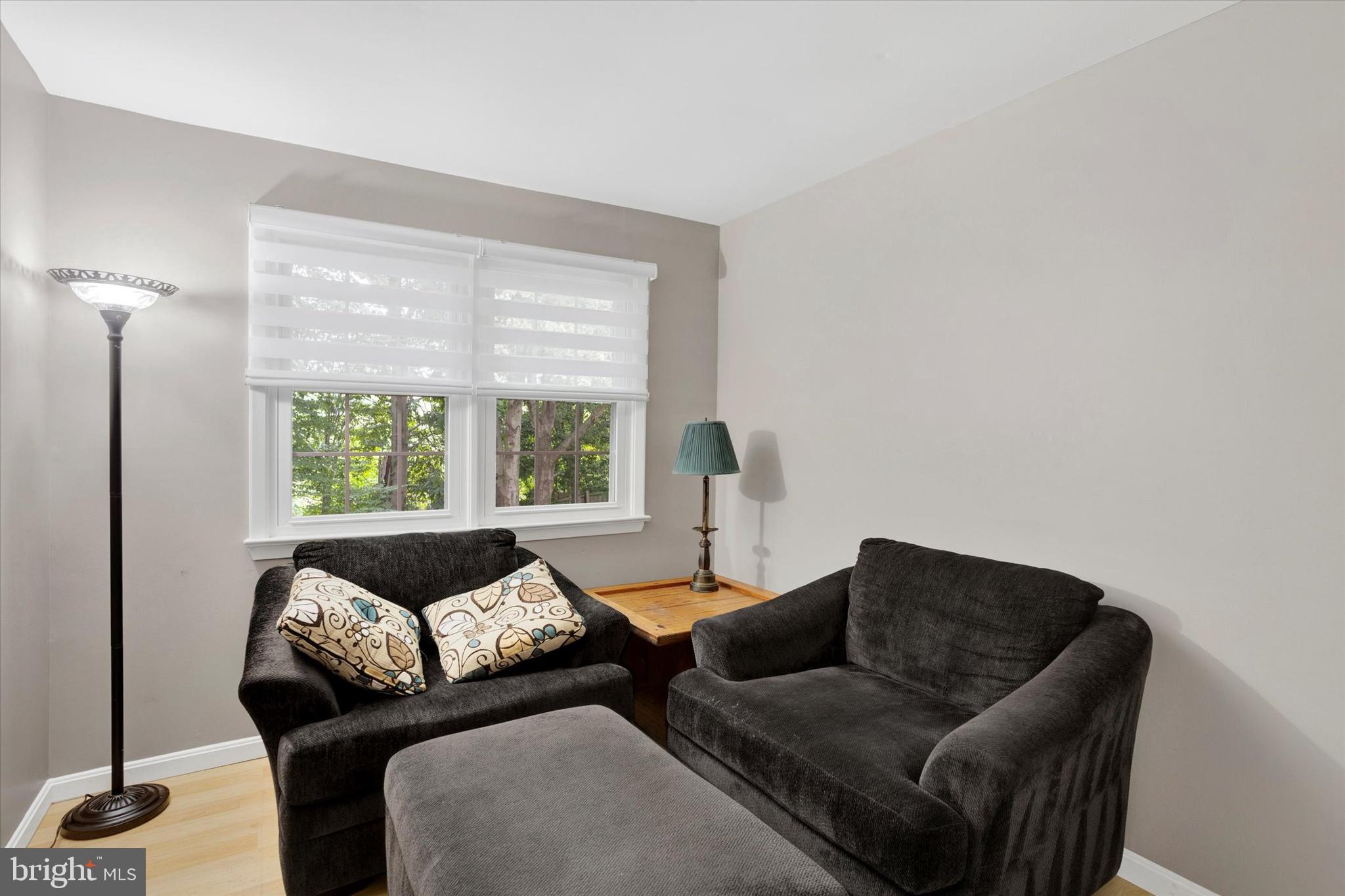 WHISPERING WOODS - Residential